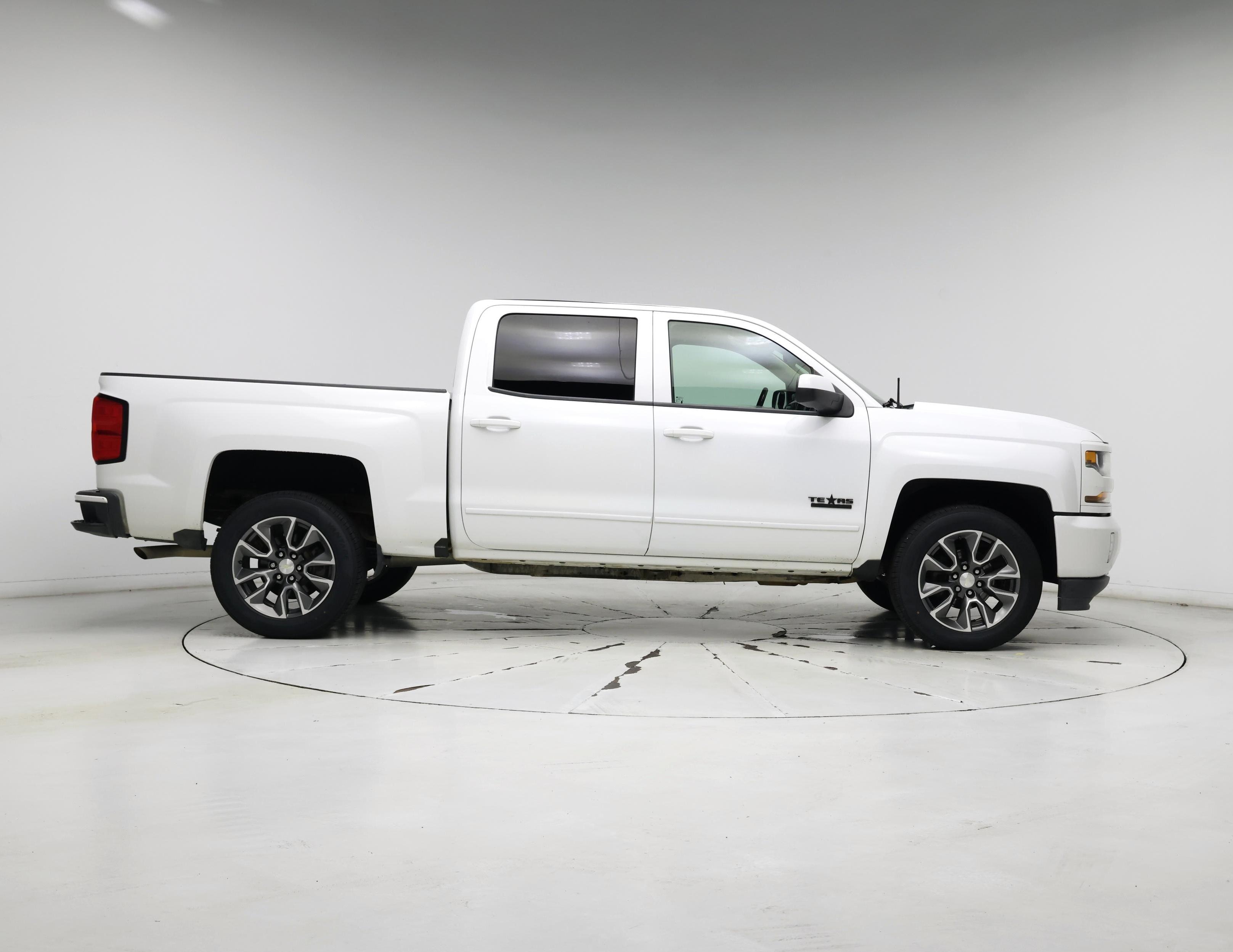 Thumbnail: 2018 Chevrolet Silverado 1500 - 7