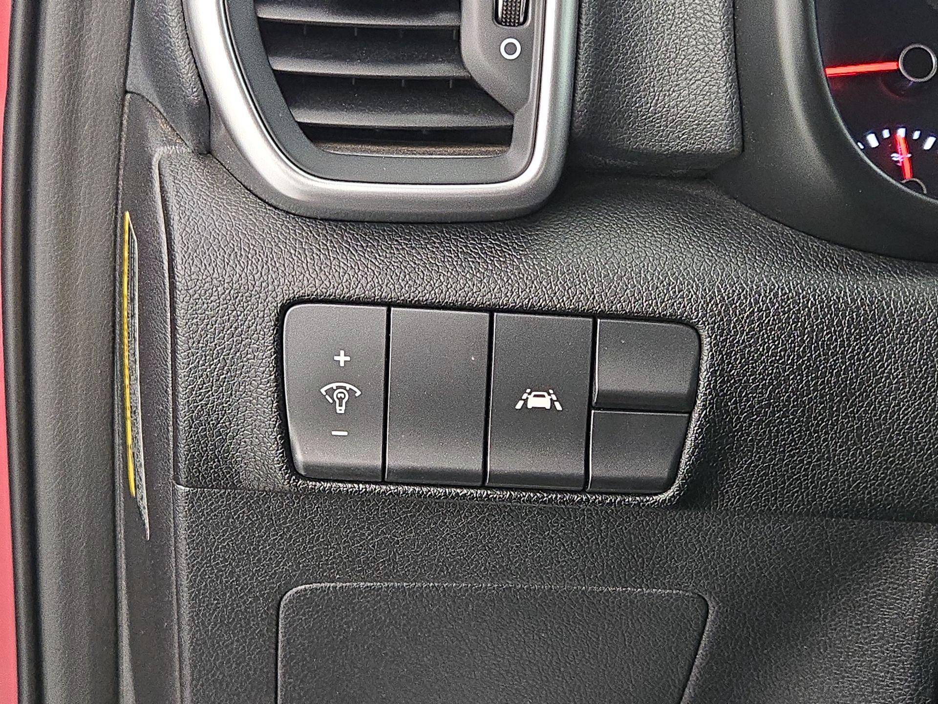 Thumbnail: 2020 Kia Sportage - 13