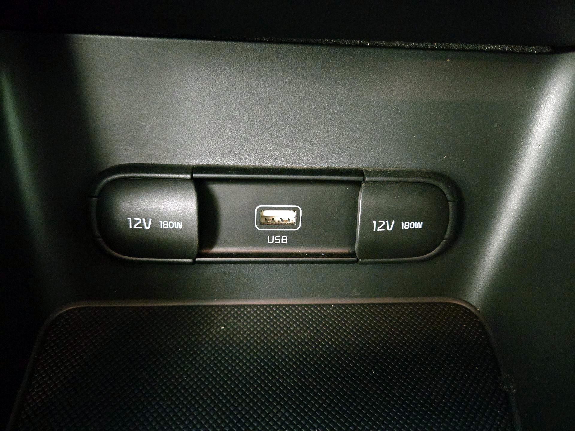 Thumbnail: 2020 Kia Sportage - 18