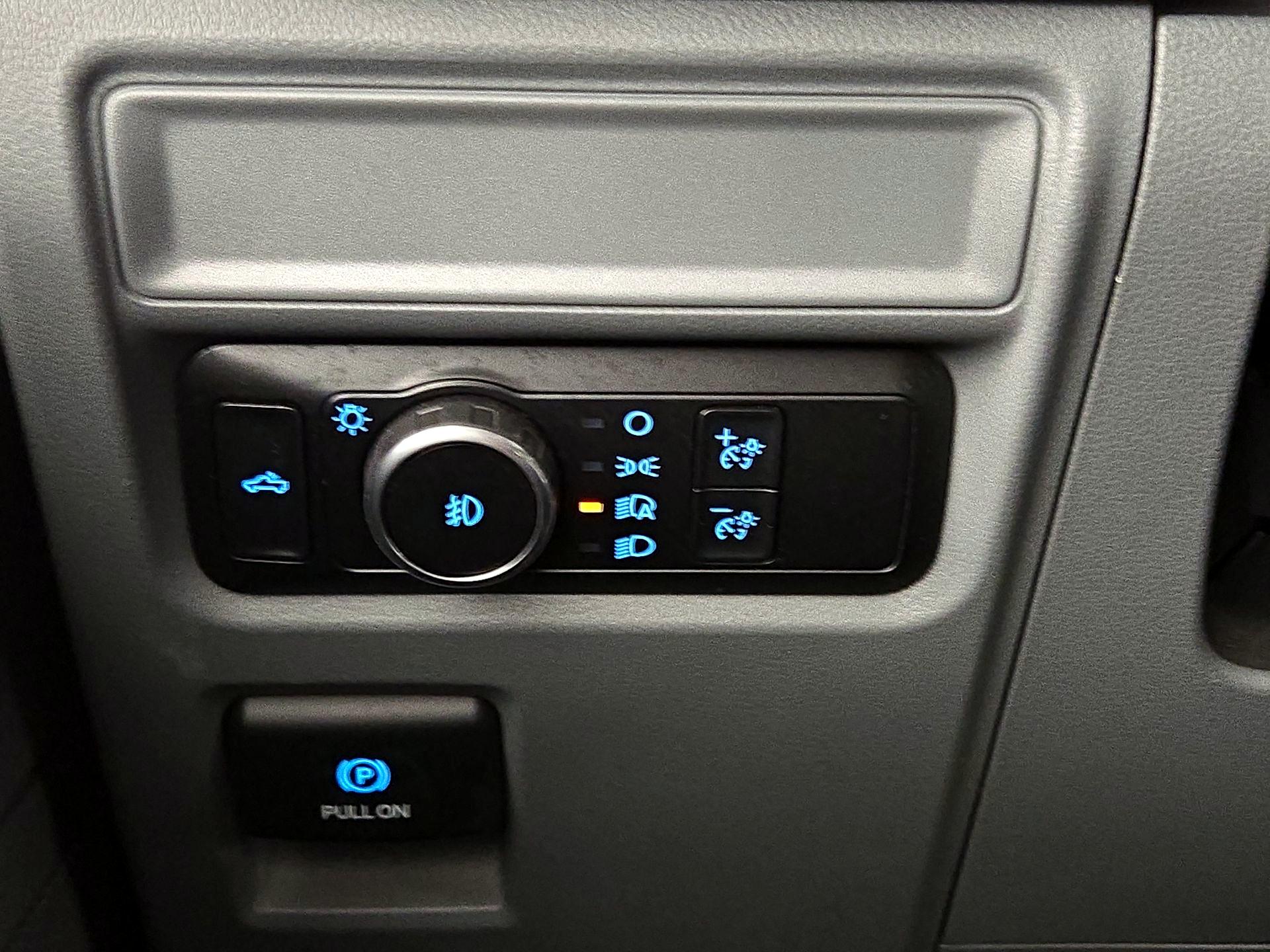 Thumbnail: 2023 Ford F-150 - 13