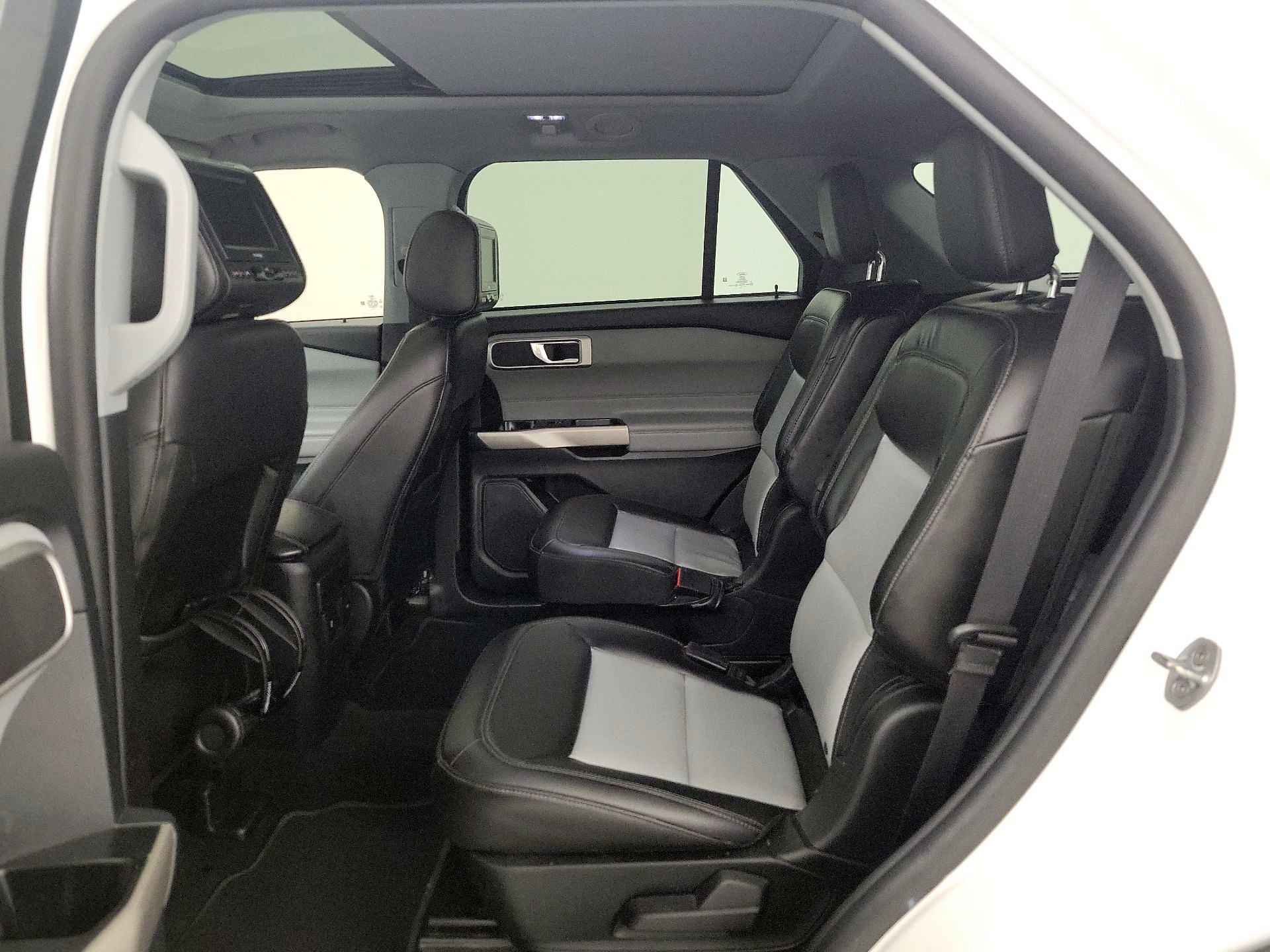 Thumbnail: 2022 Ford Explorer - 19