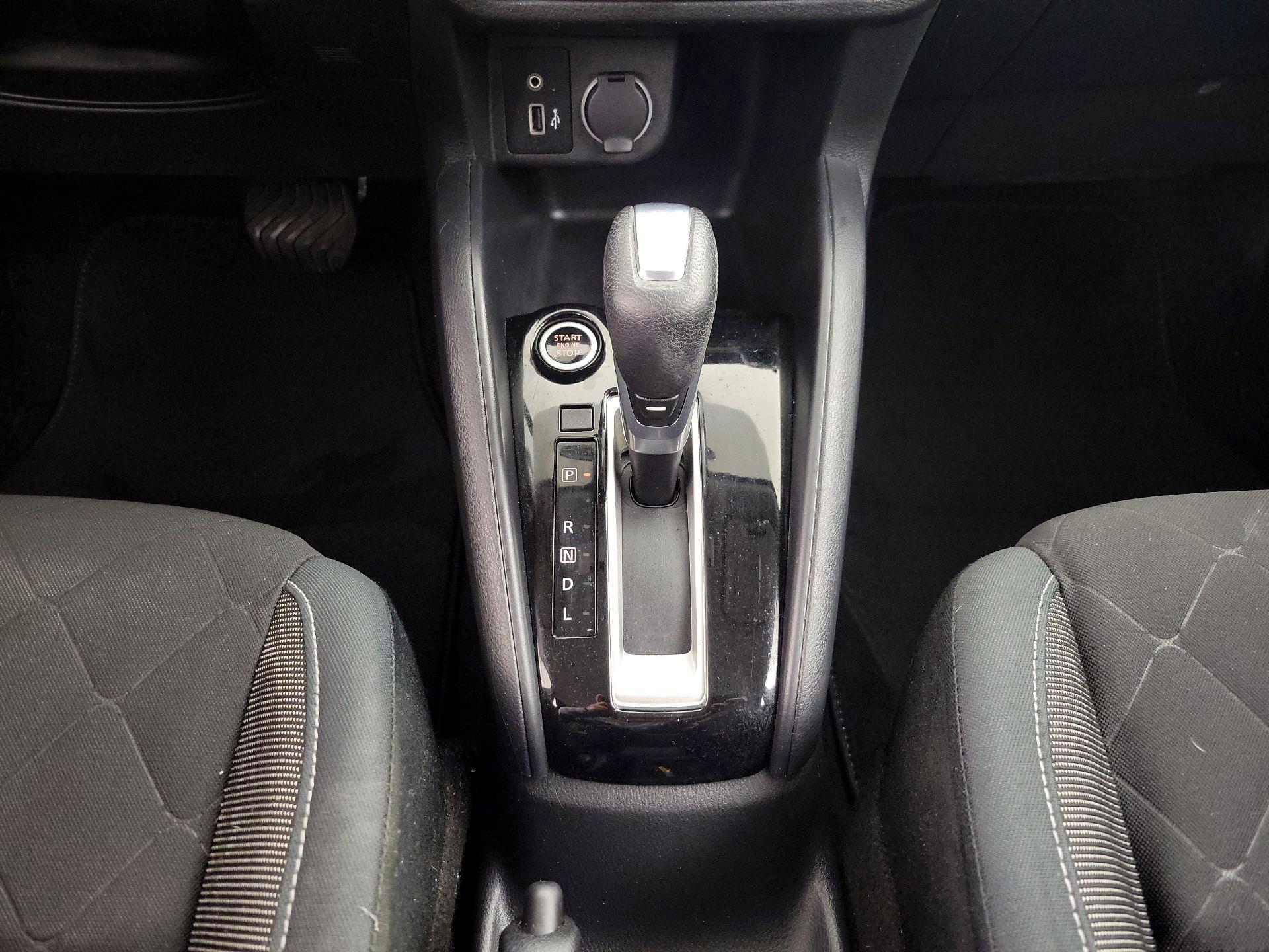 Thumbnail: 2020 Nissan Kicks - 17