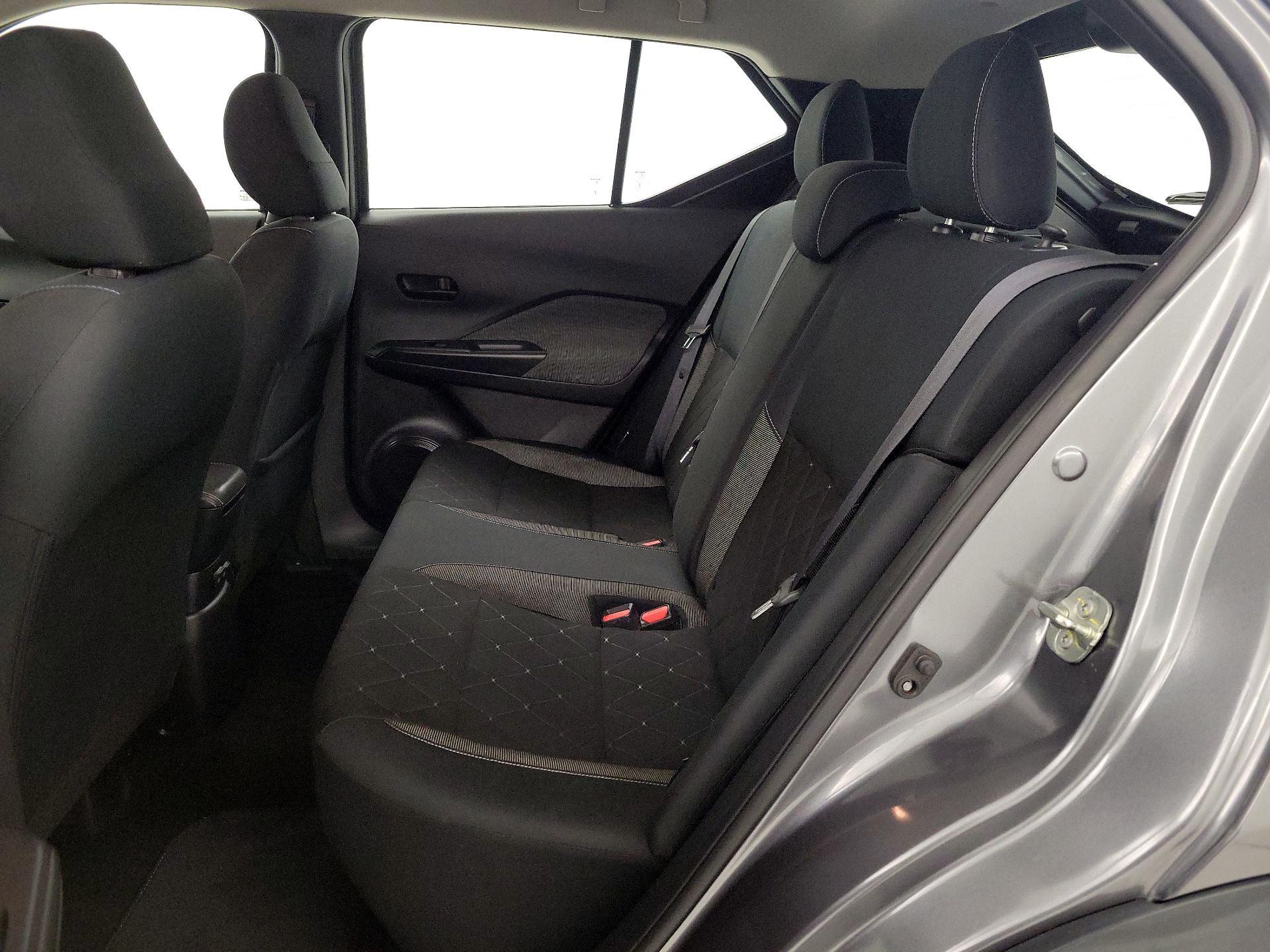 Thumbnail: 2020 Nissan Kicks - 18