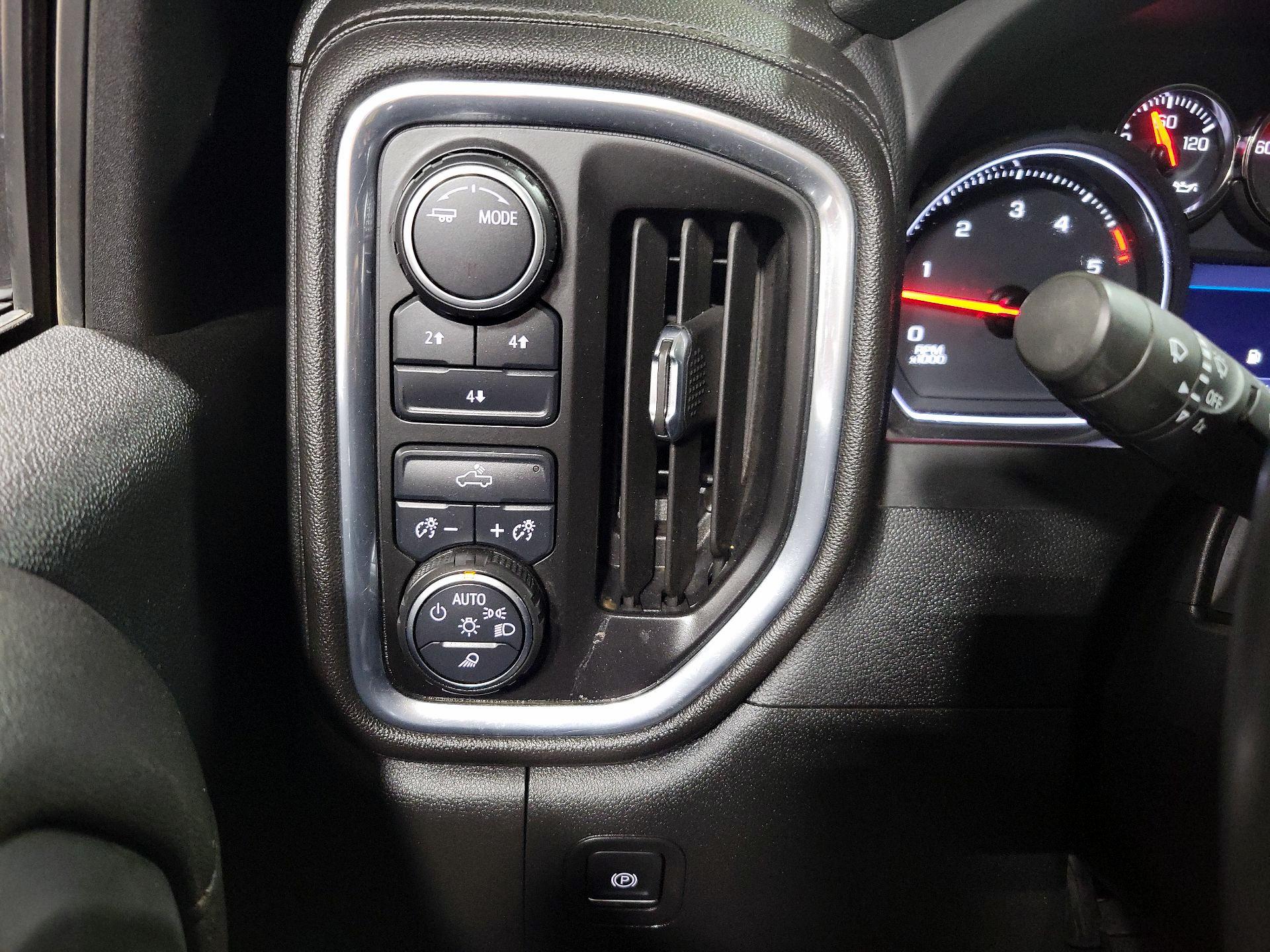 Thumbnail: 2023 Chevrolet Silverado 2500 - 13