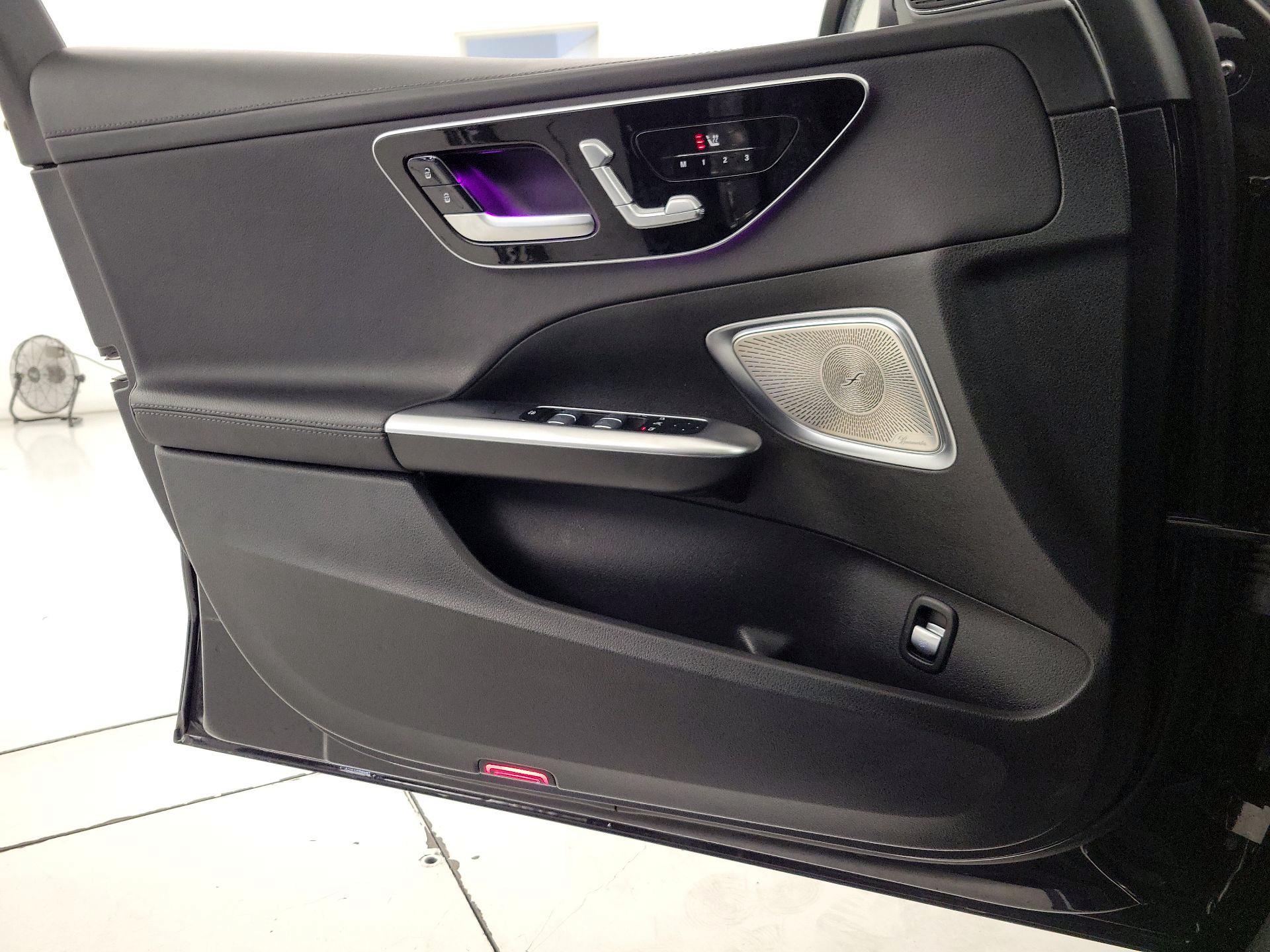 Thumbnail: 2024 Mercedes-Benz C-Class - 12