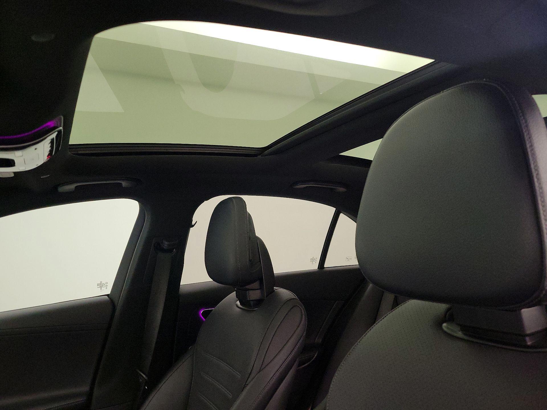 Thumbnail: 2024 Mercedes-Benz C-Class - 18