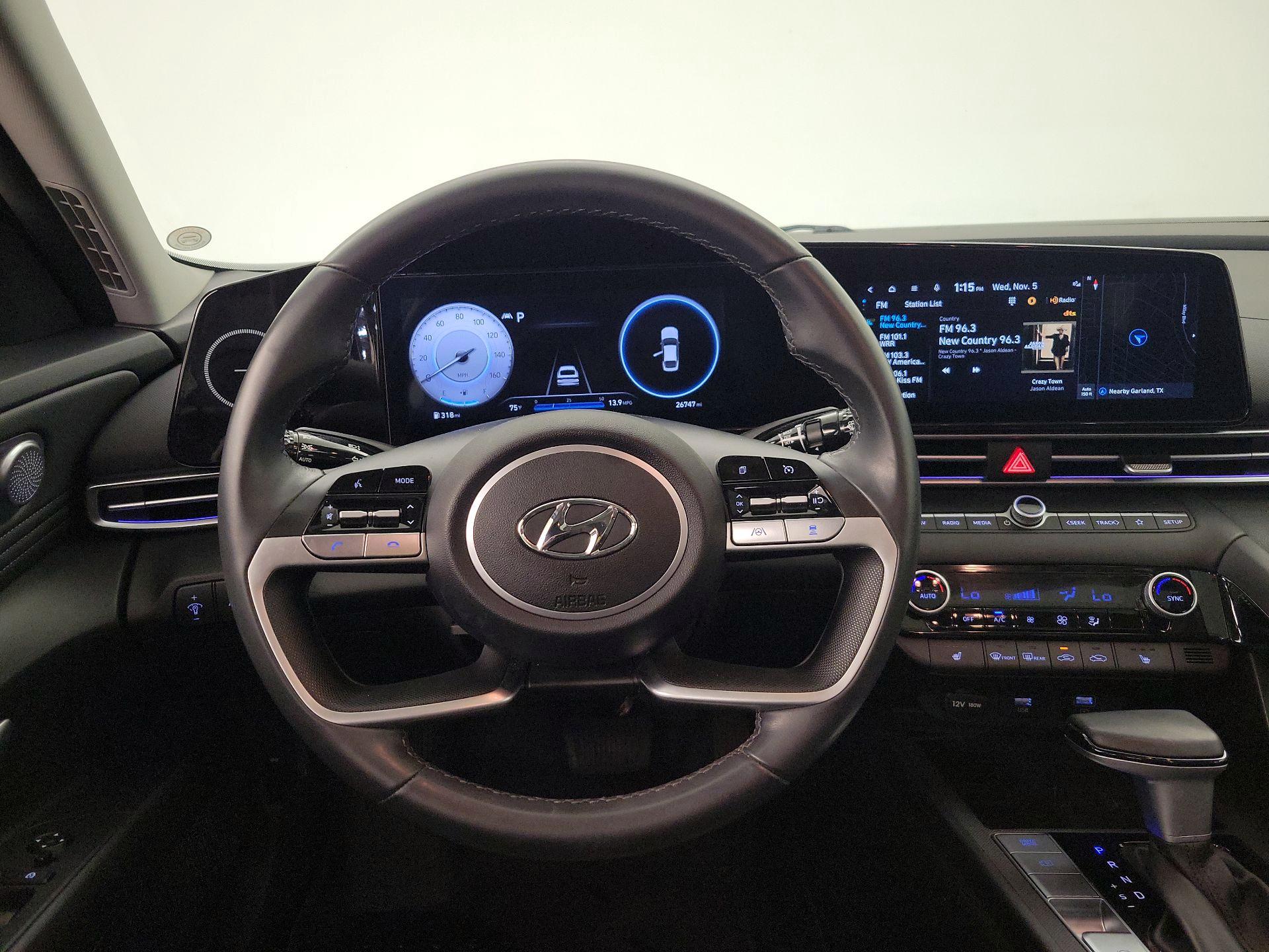 Thumbnail: 2023 Hyundai Elantra - 10