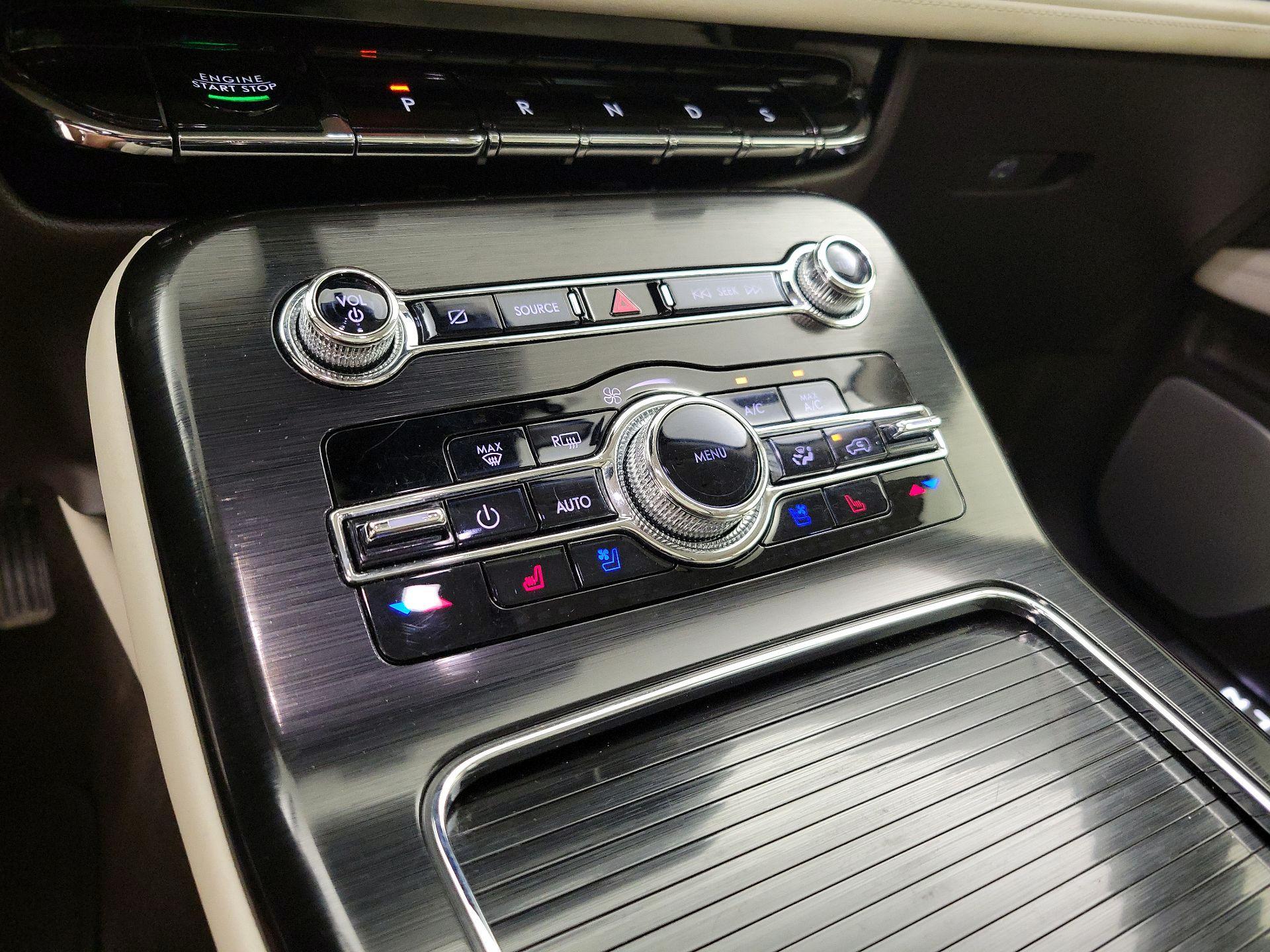 Thumbnail: 2021 Lincoln Nautilus - 16