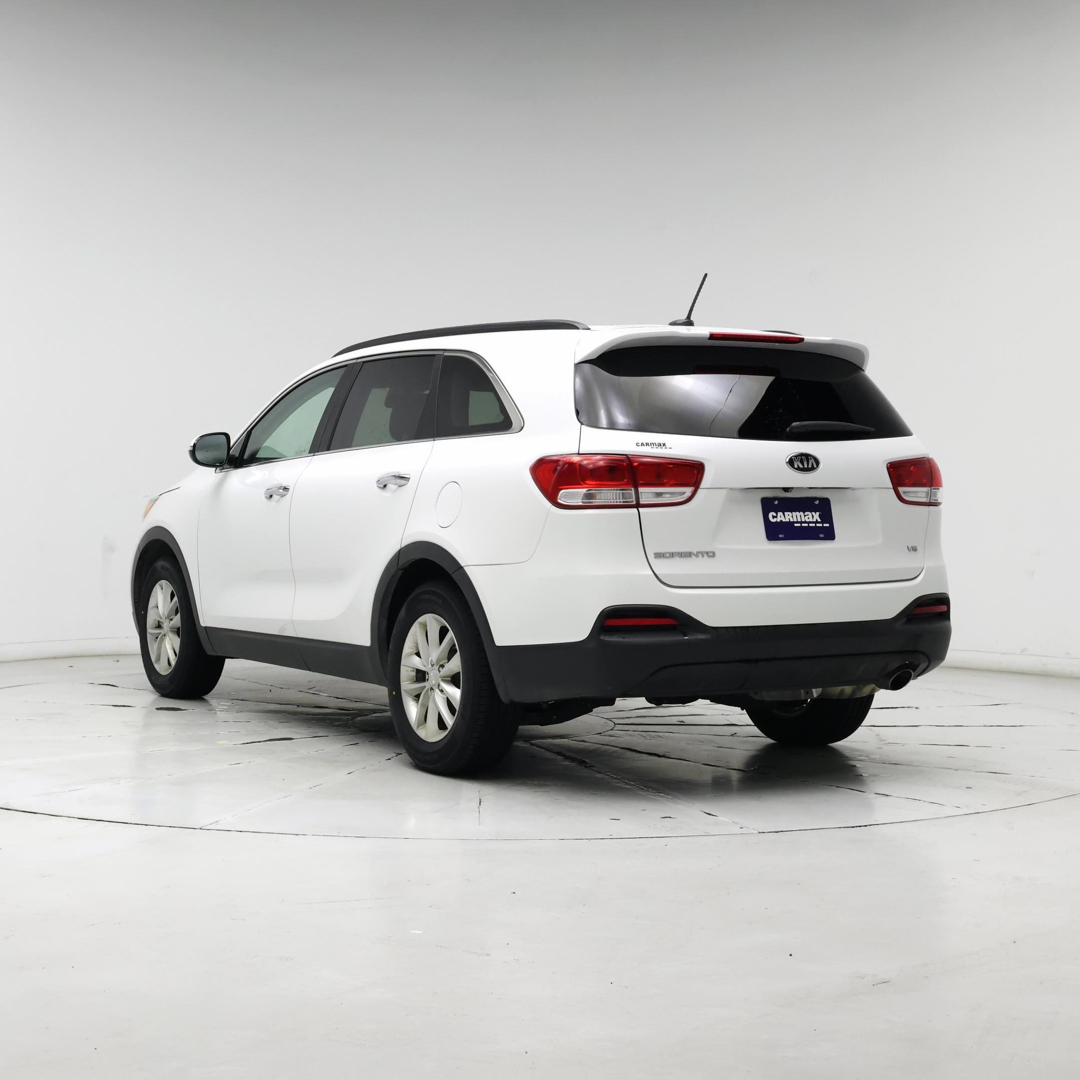 Thumbnail: 2017 Kia Sorento - 2