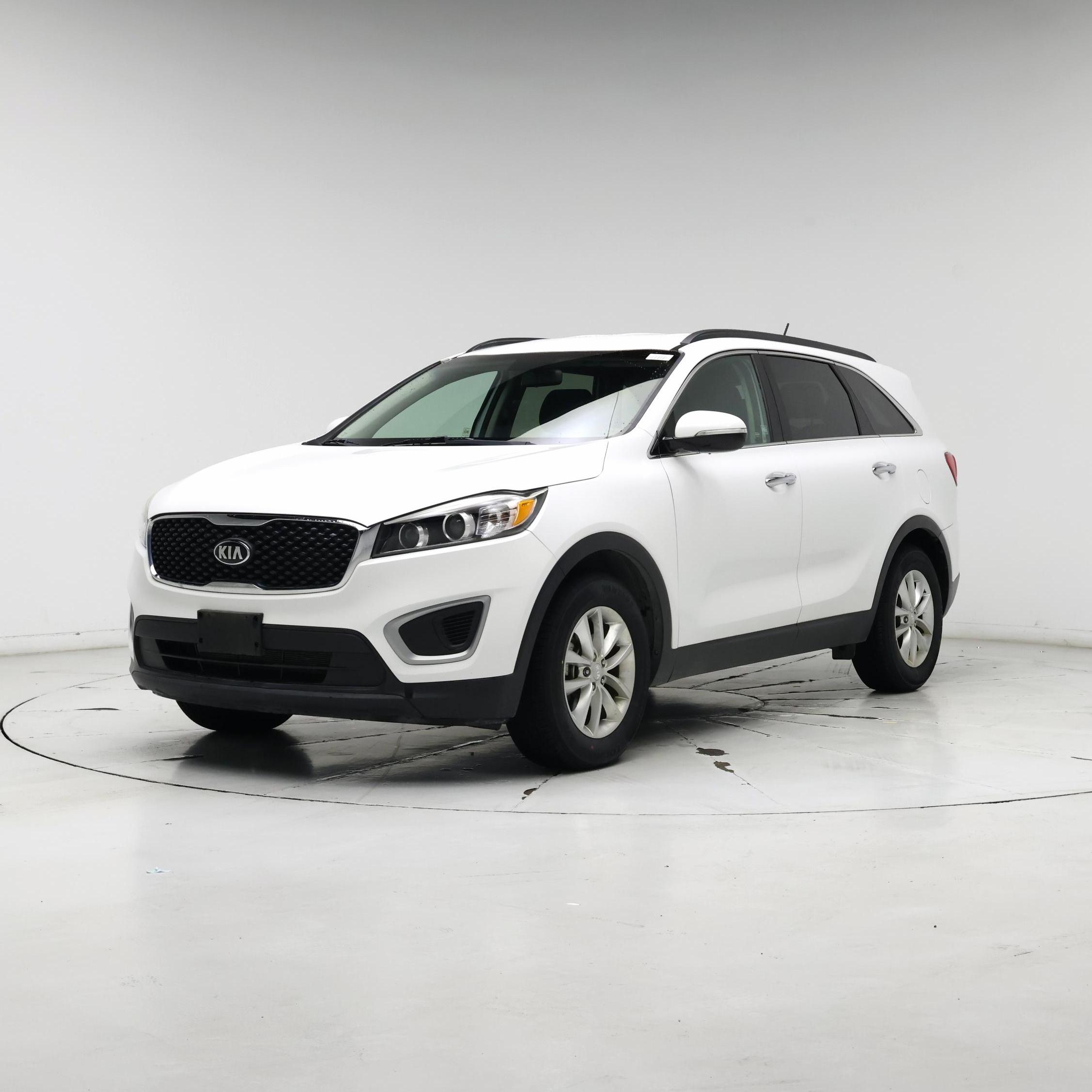 Thumbnail: 2017 Kia Sorento - 4
