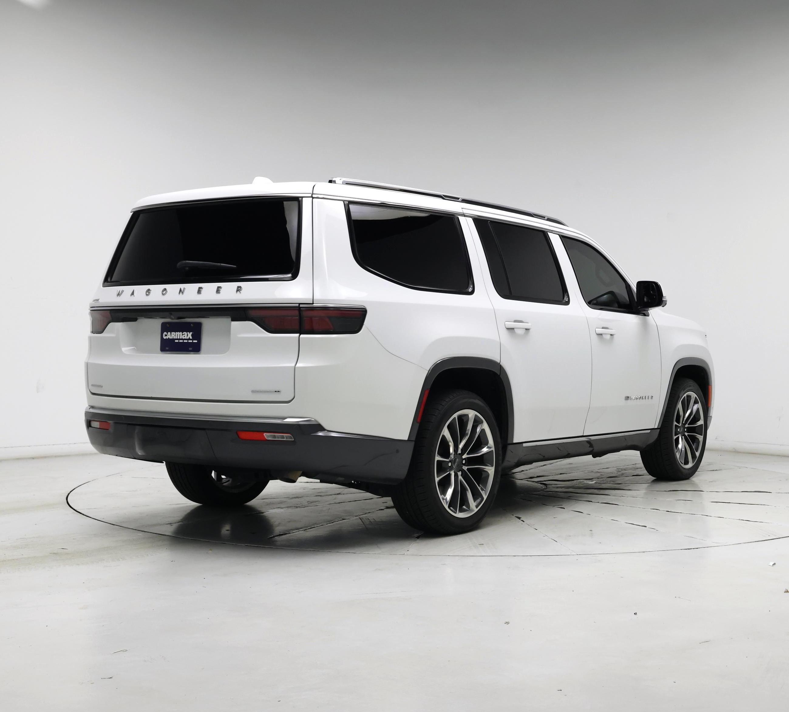 Thumbnail: 2022 Jeep Wagoneer - 8