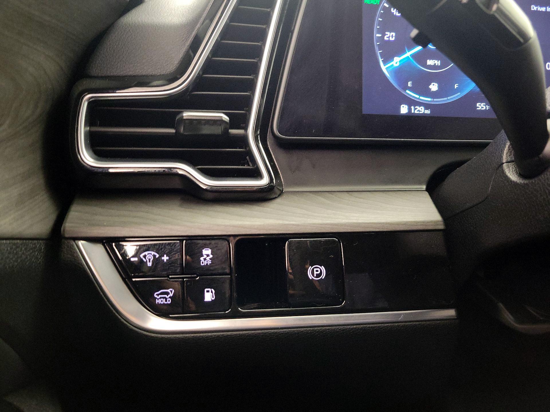 Thumbnail: 2023 Kia Sportage - 13