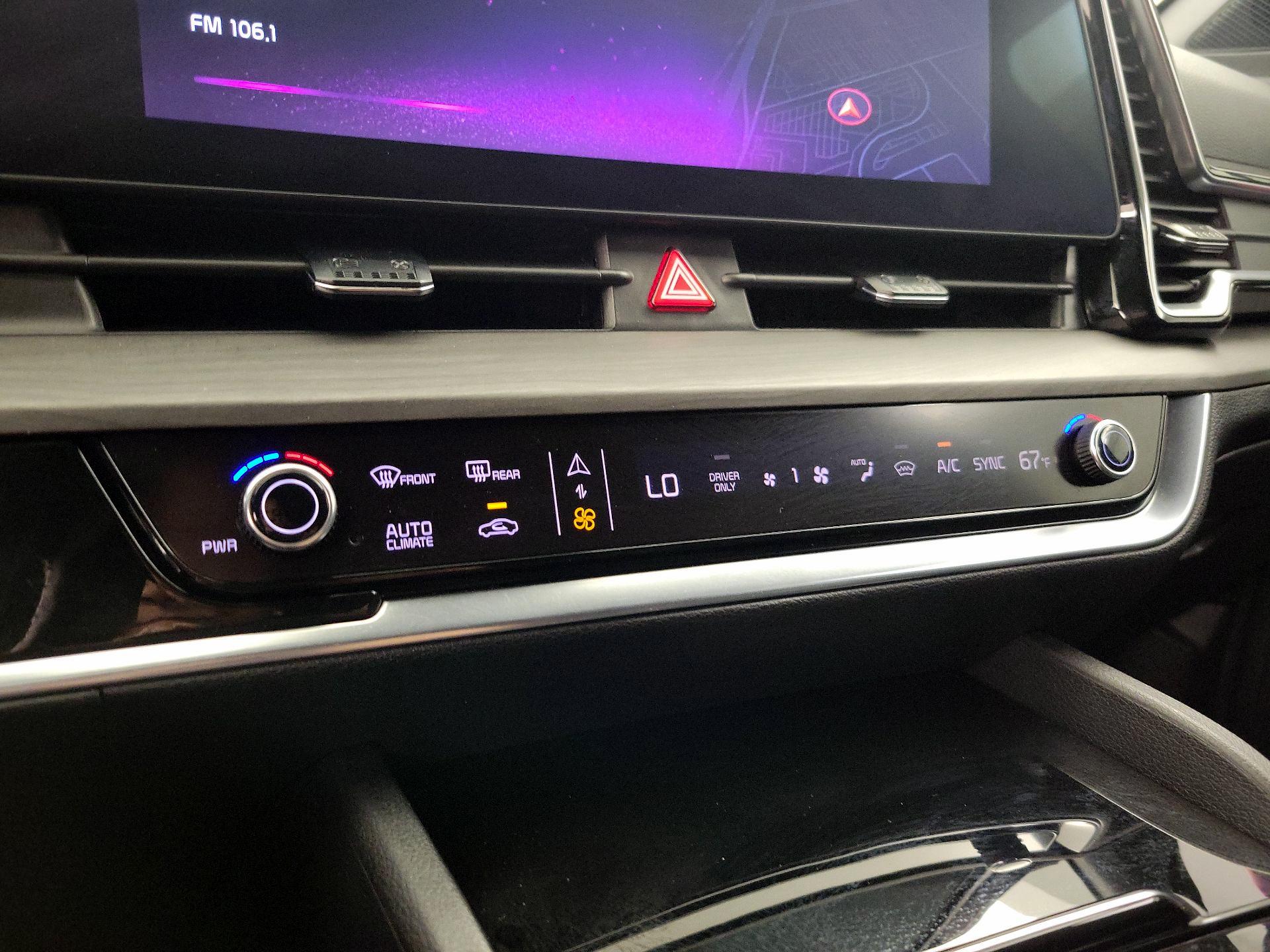 Thumbnail: 2023 Kia Sportage - 16