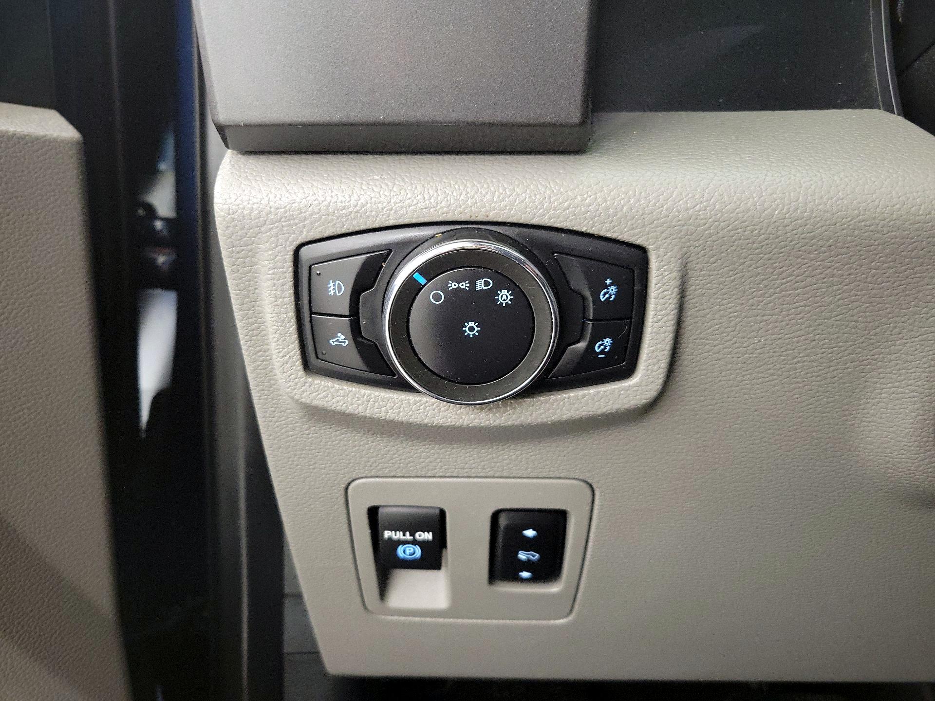 Thumbnail: 2020 Ford F-150 - 13