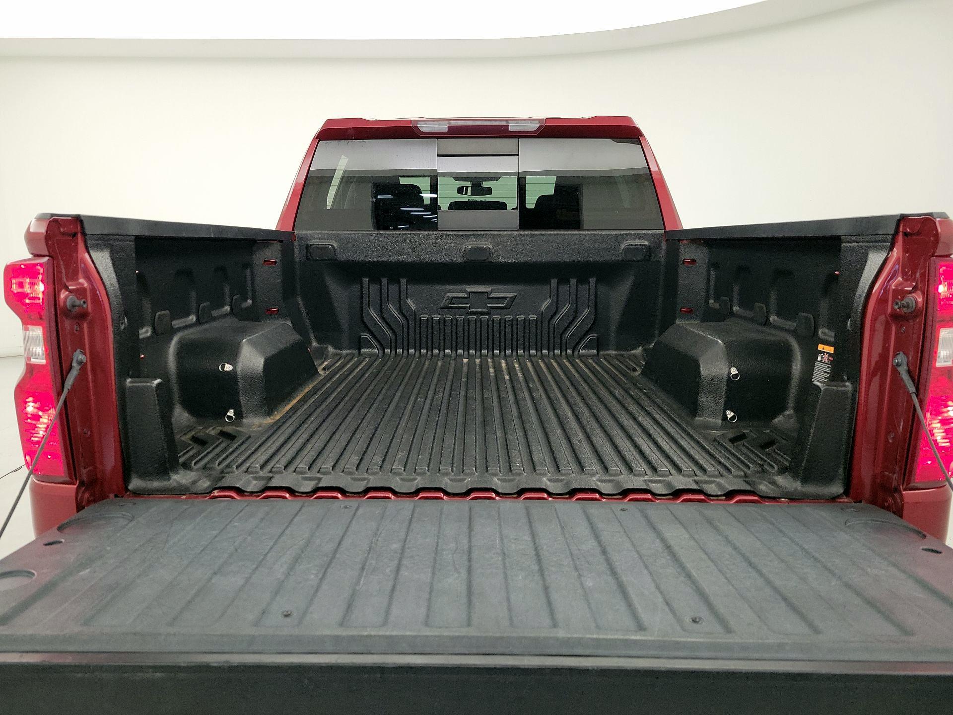 Thumbnail: 2020 Chevrolet Silverado 1500 - 20