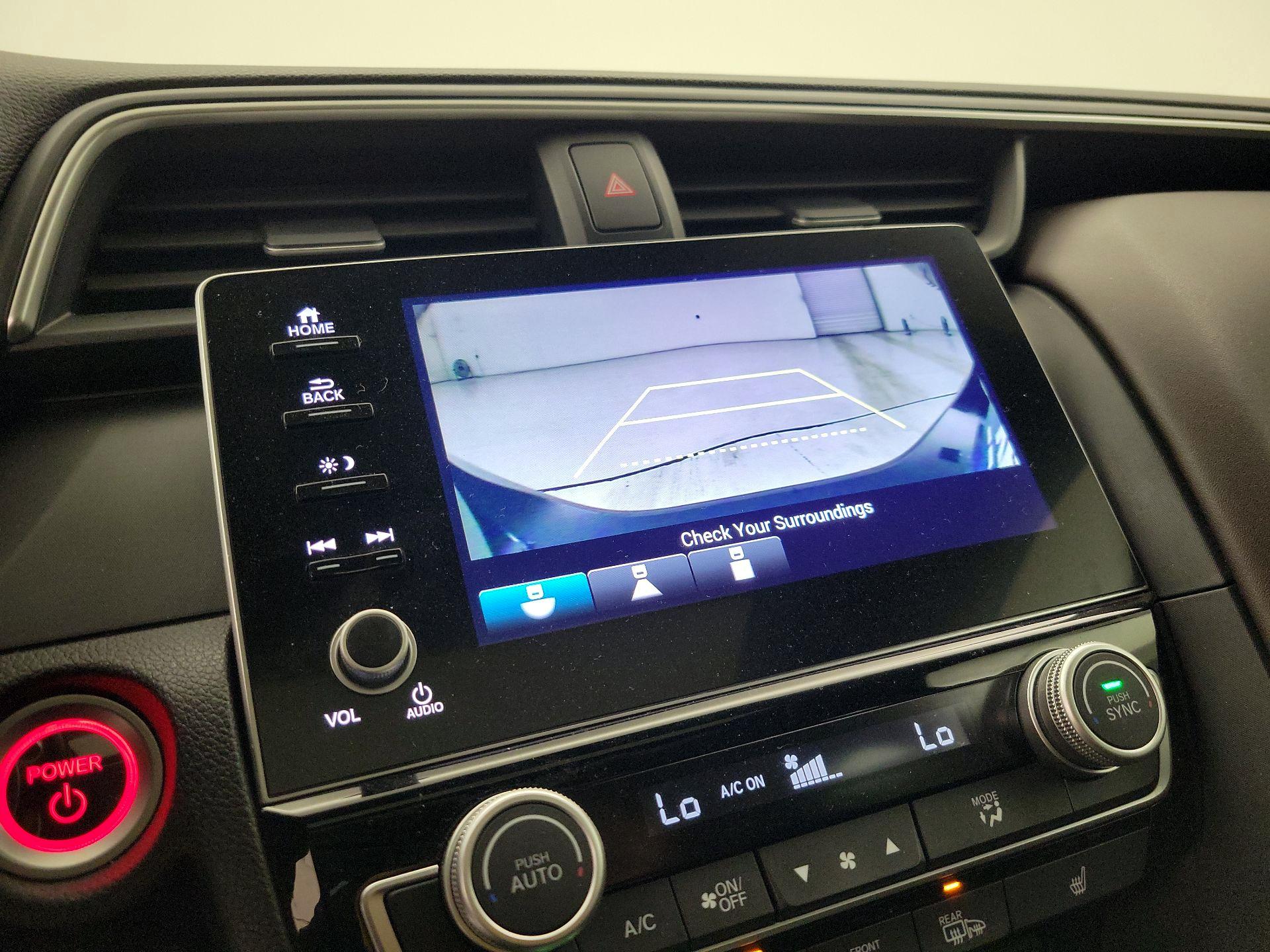 Thumbnail: 2020 Honda Insight - 14