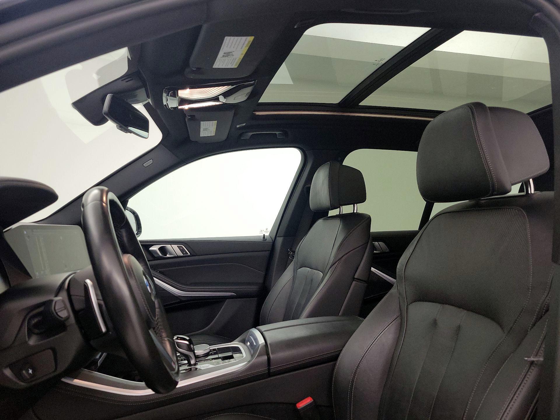 Thumbnail: 2022 BMW X5 - 19