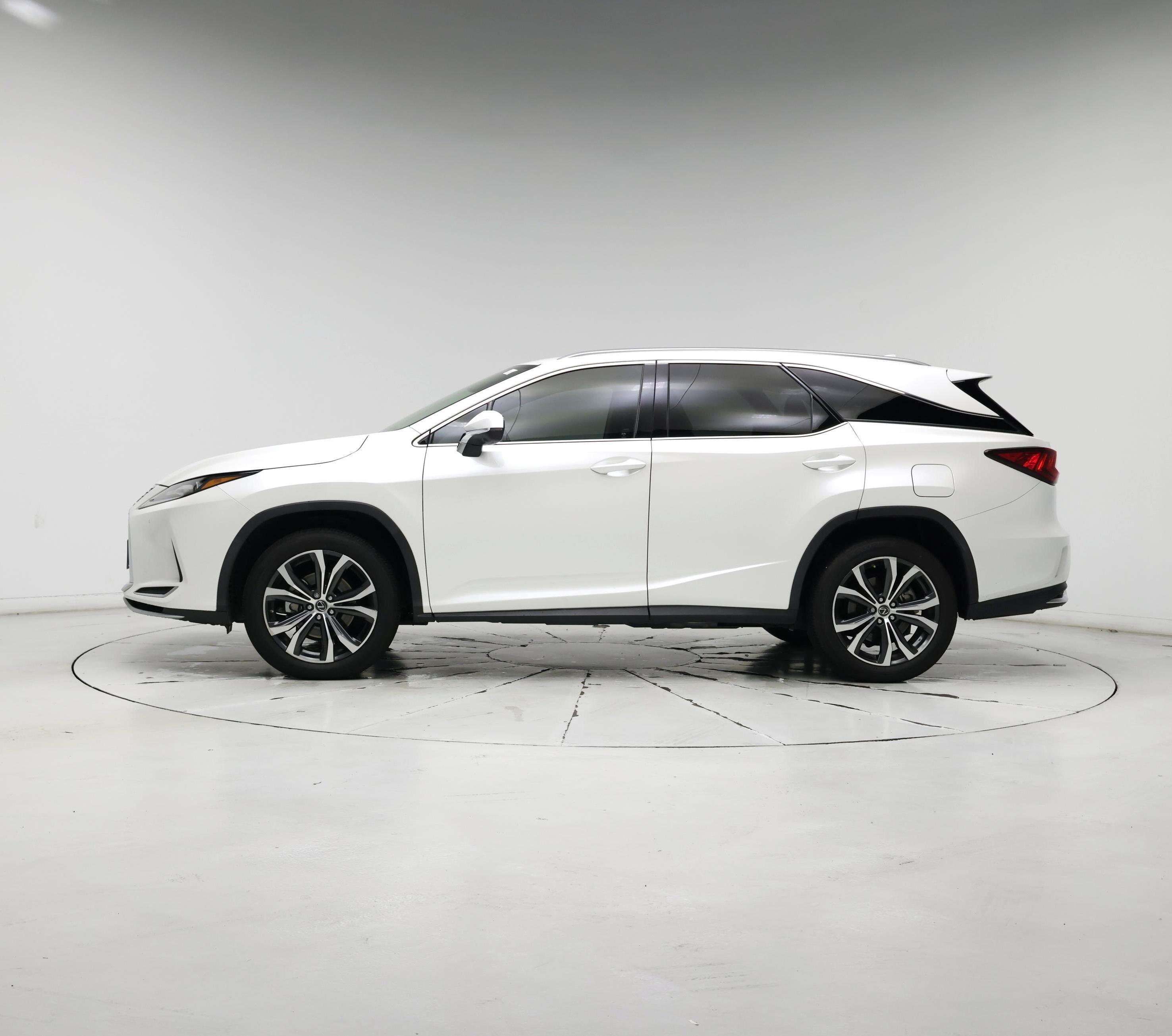 Thumbnail: 2021 Lexus RX - 3