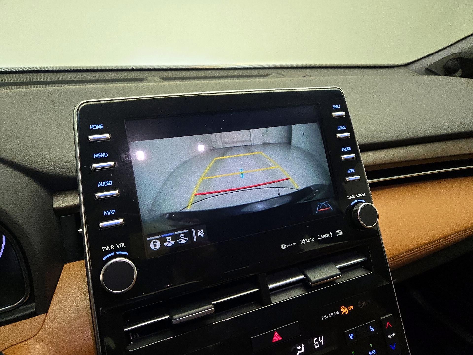 Thumbnail: 2019 Toyota Avalon - 15