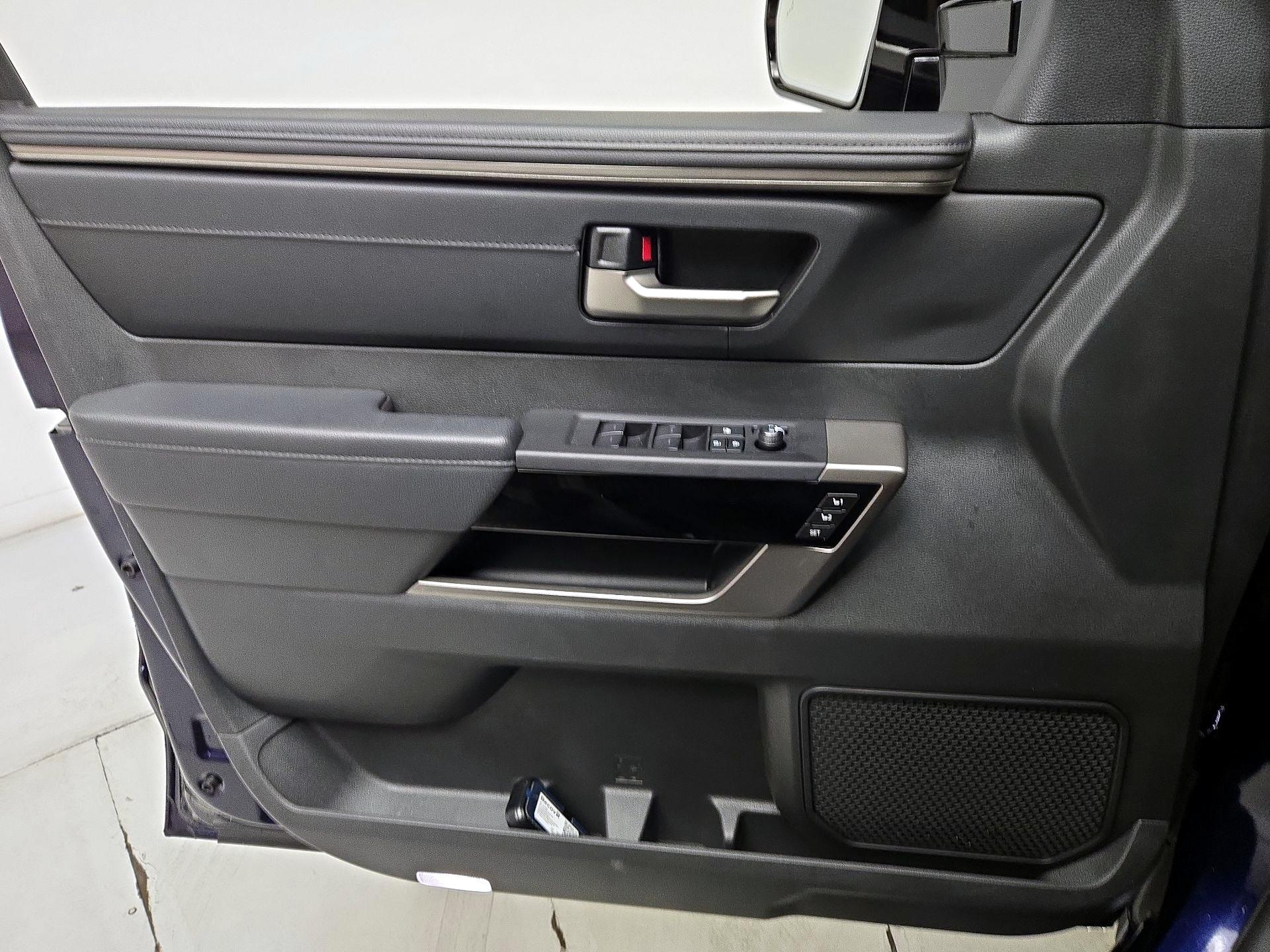 Thumbnail: 2025 Toyota Tundra - 12