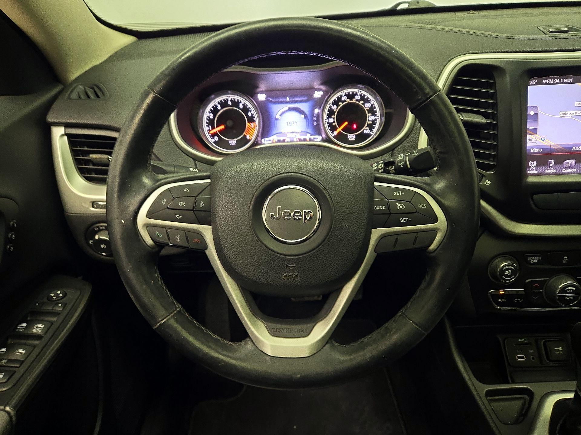 Thumbnail: 2014 Jeep Cherokee - 10