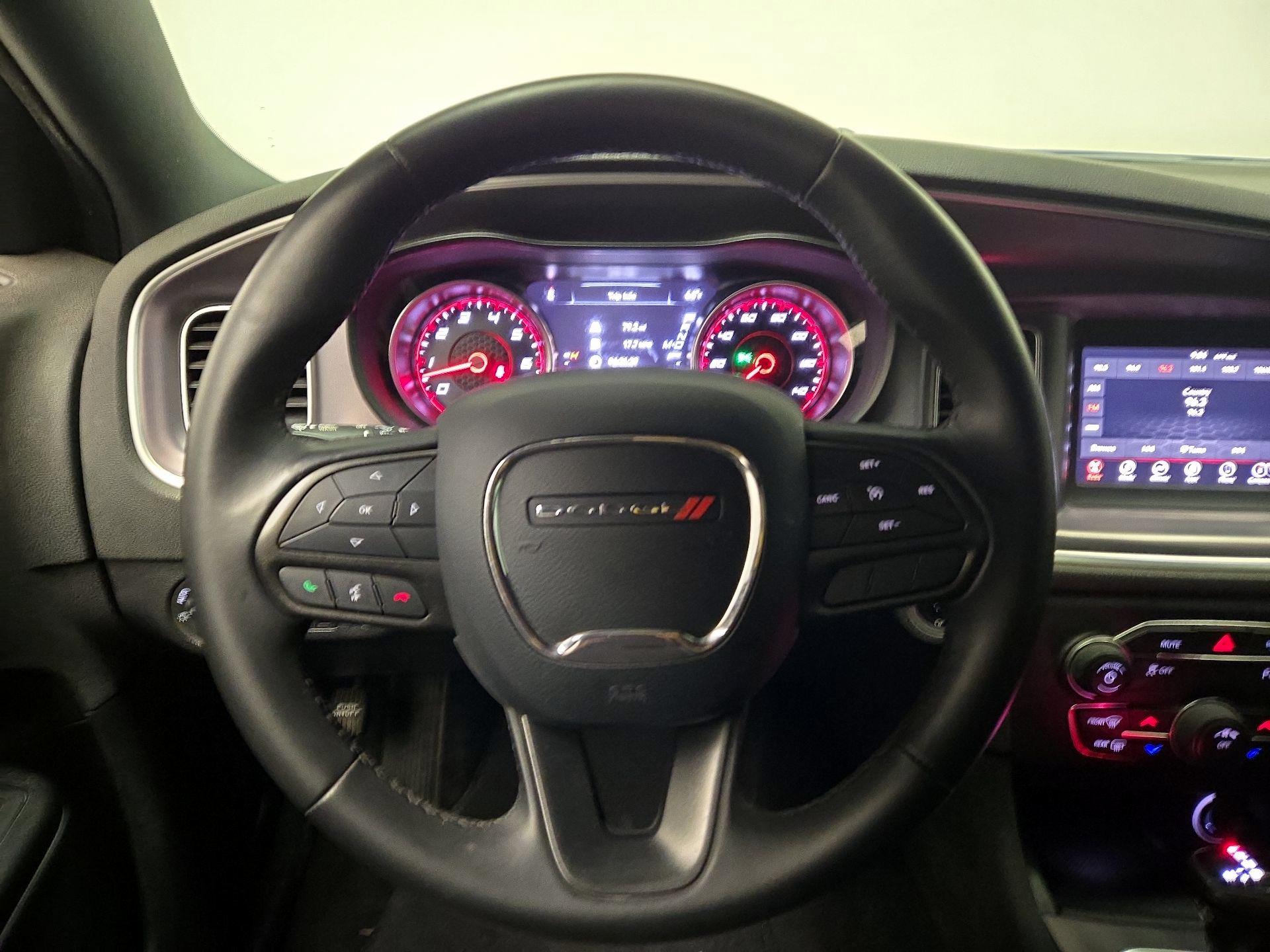 Thumbnail: 2020 Dodge Charger - 10