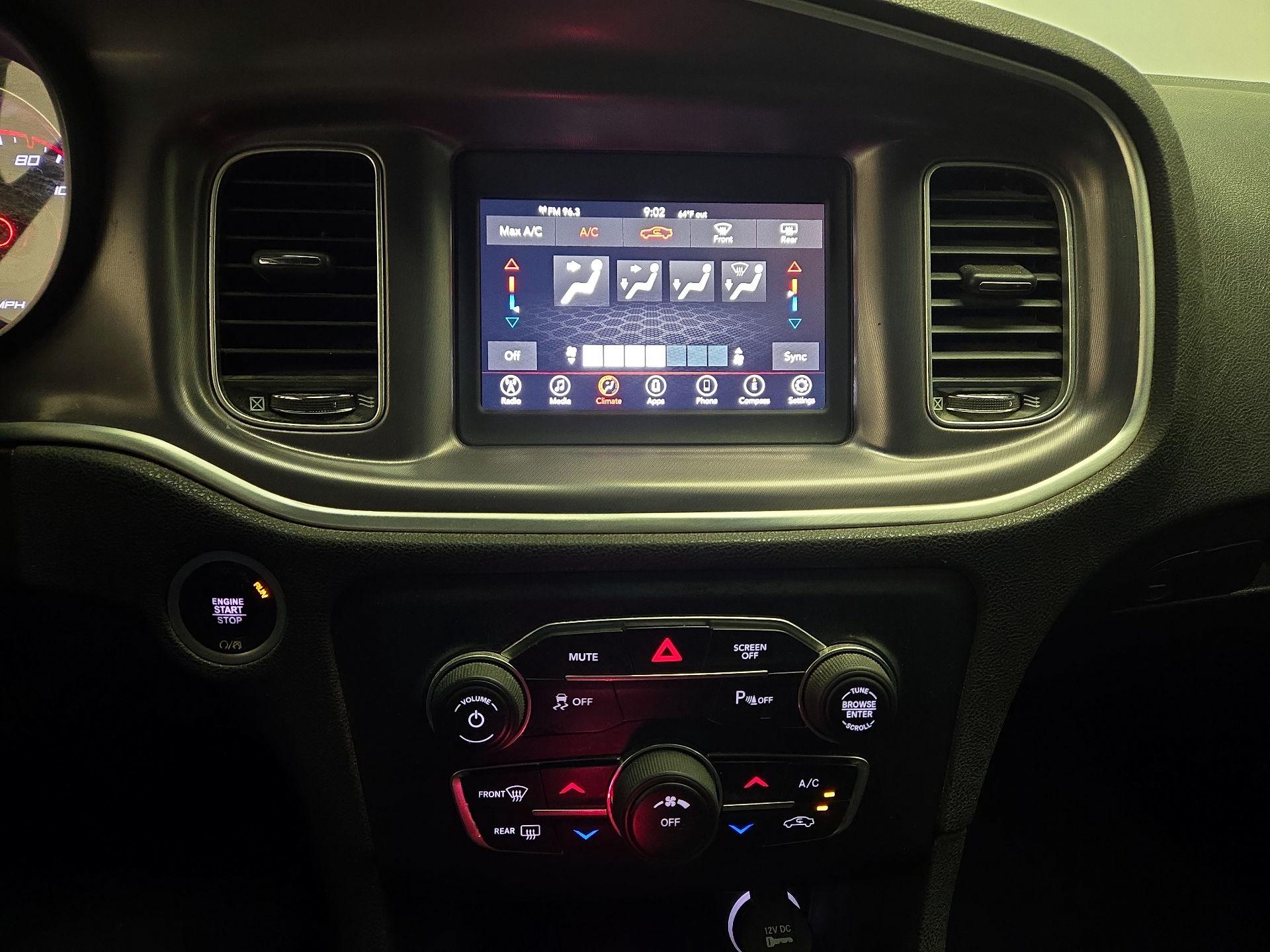 Thumbnail: 2020 Dodge Charger - 16