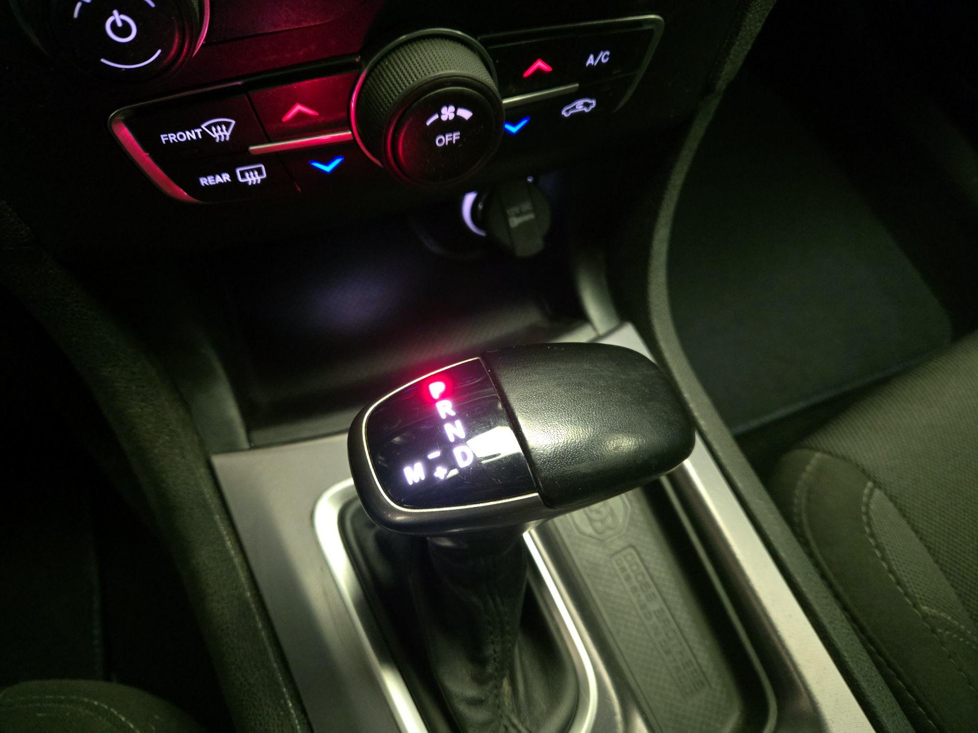 Thumbnail: 2020 Dodge Charger - 17