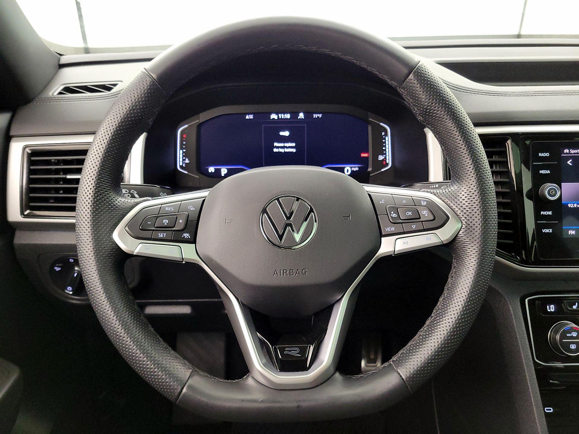 Thumbnail: 2022 Volkswagen Atlas - 10