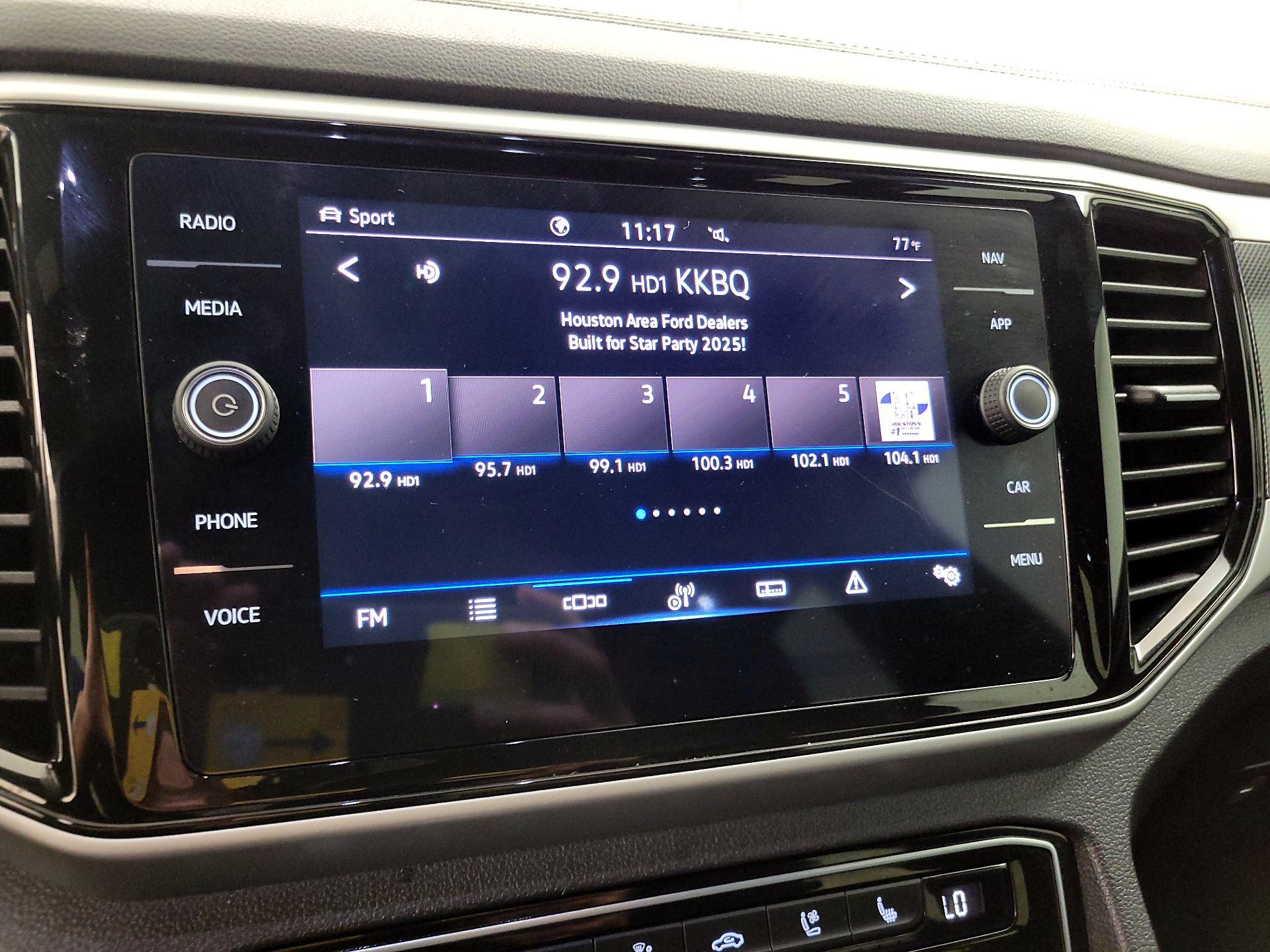 Thumbnail: 2022 Volkswagen Atlas - 15