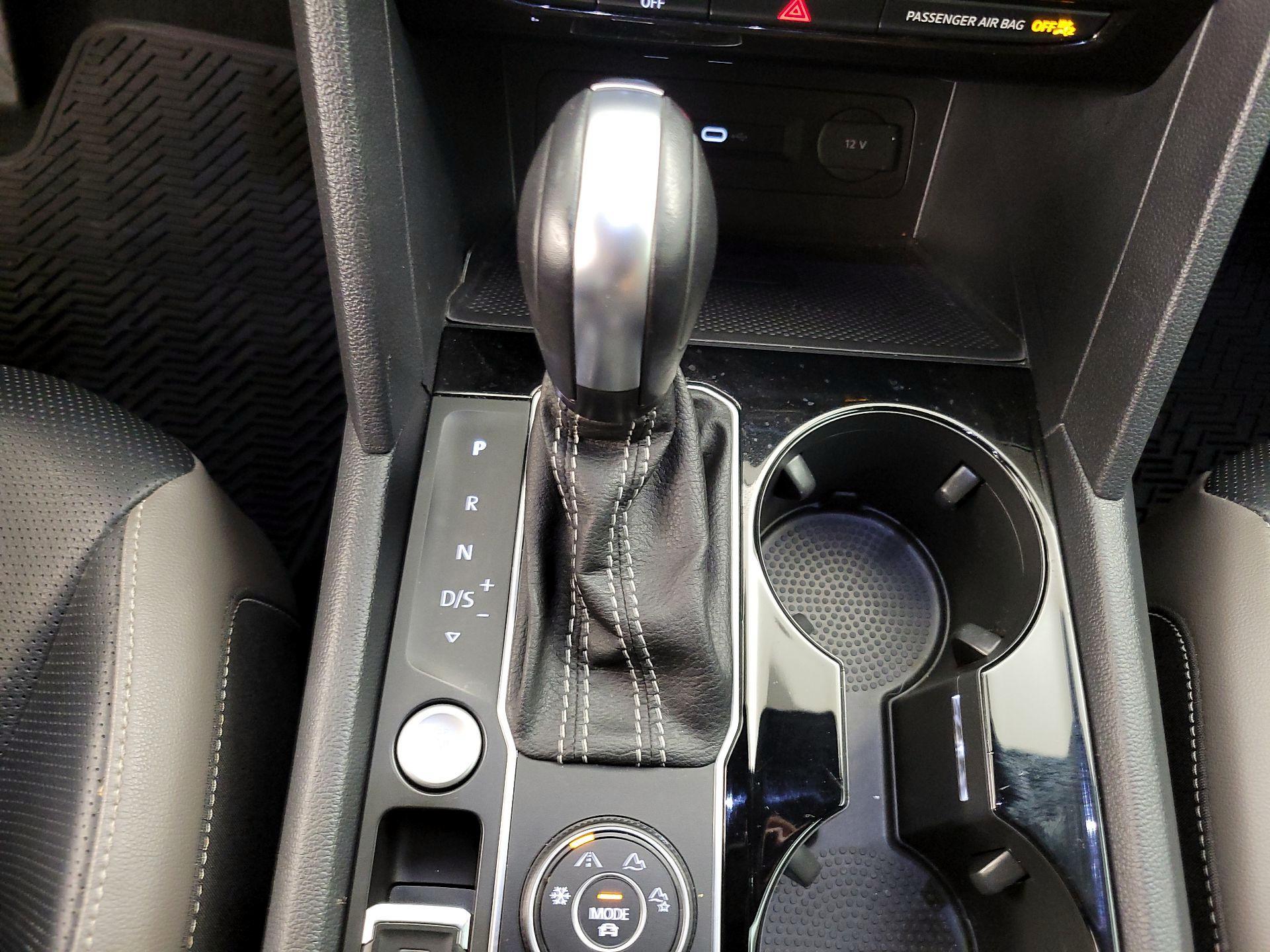 Thumbnail: 2022 Volkswagen Atlas - 17