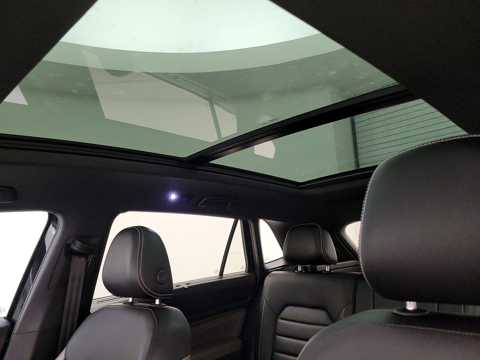 Thumbnail: 2022 Volkswagen Atlas - 19