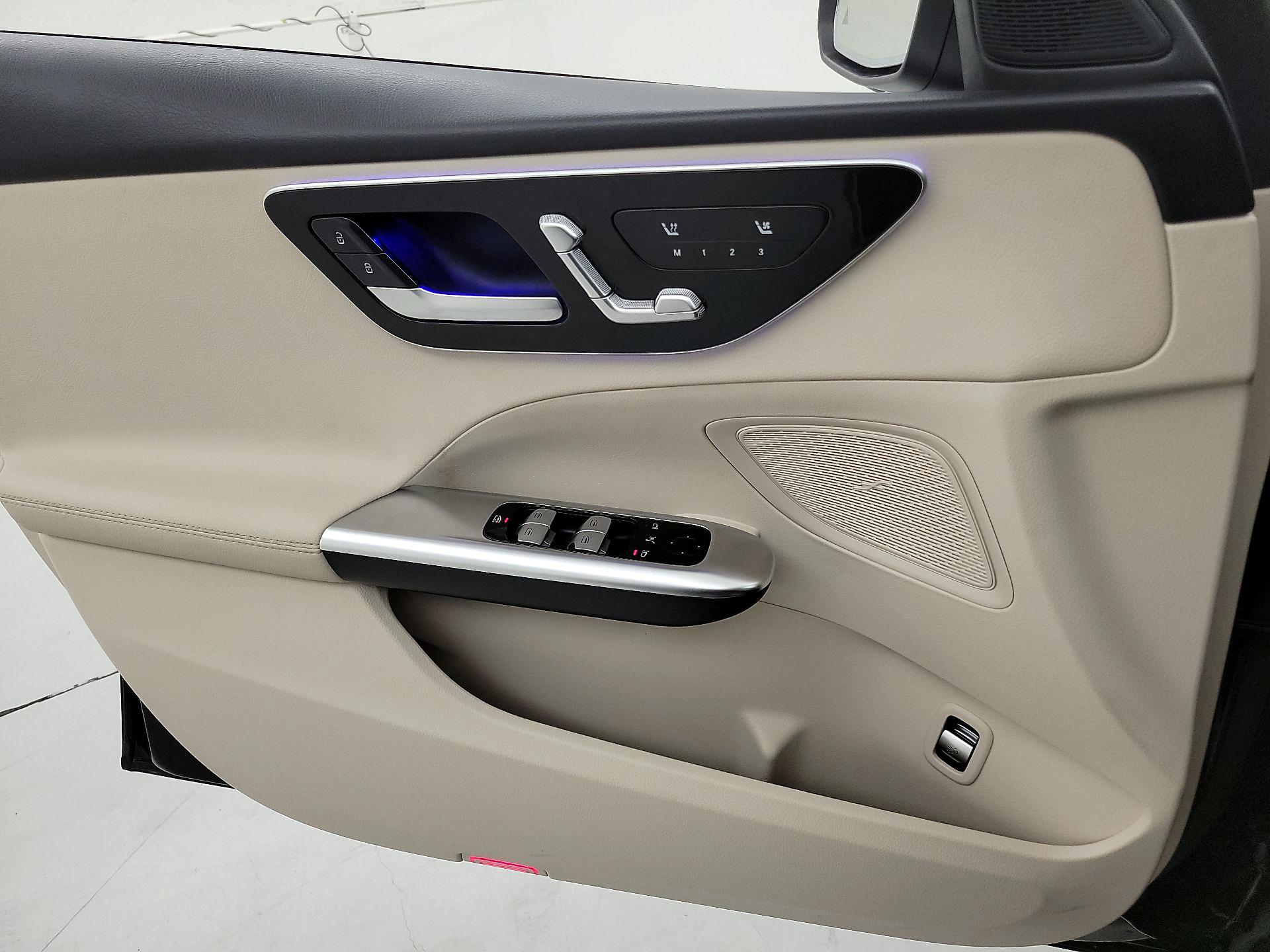 Thumbnail: 2022 Mercedes-Benz C-Class - 12