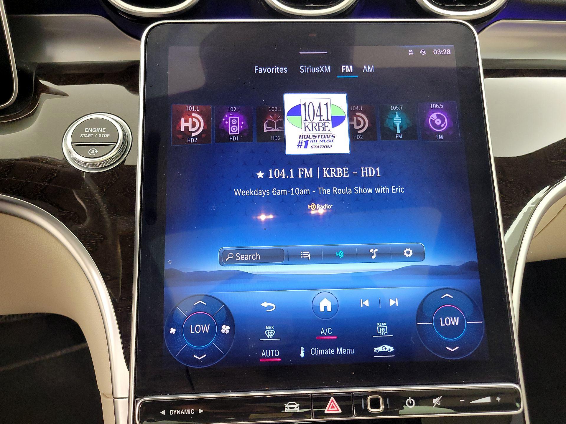 Thumbnail: 2022 Mercedes-Benz C-Class - 15