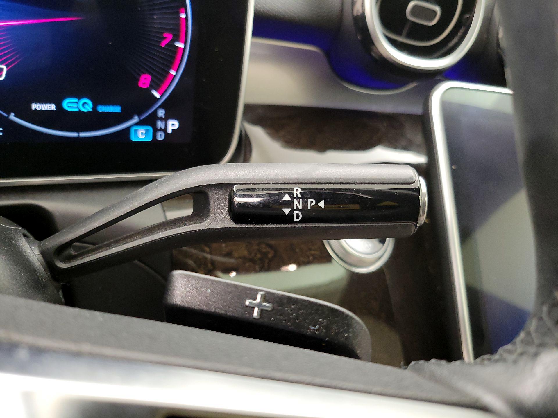 Thumbnail: 2022 Mercedes-Benz C-Class - 17