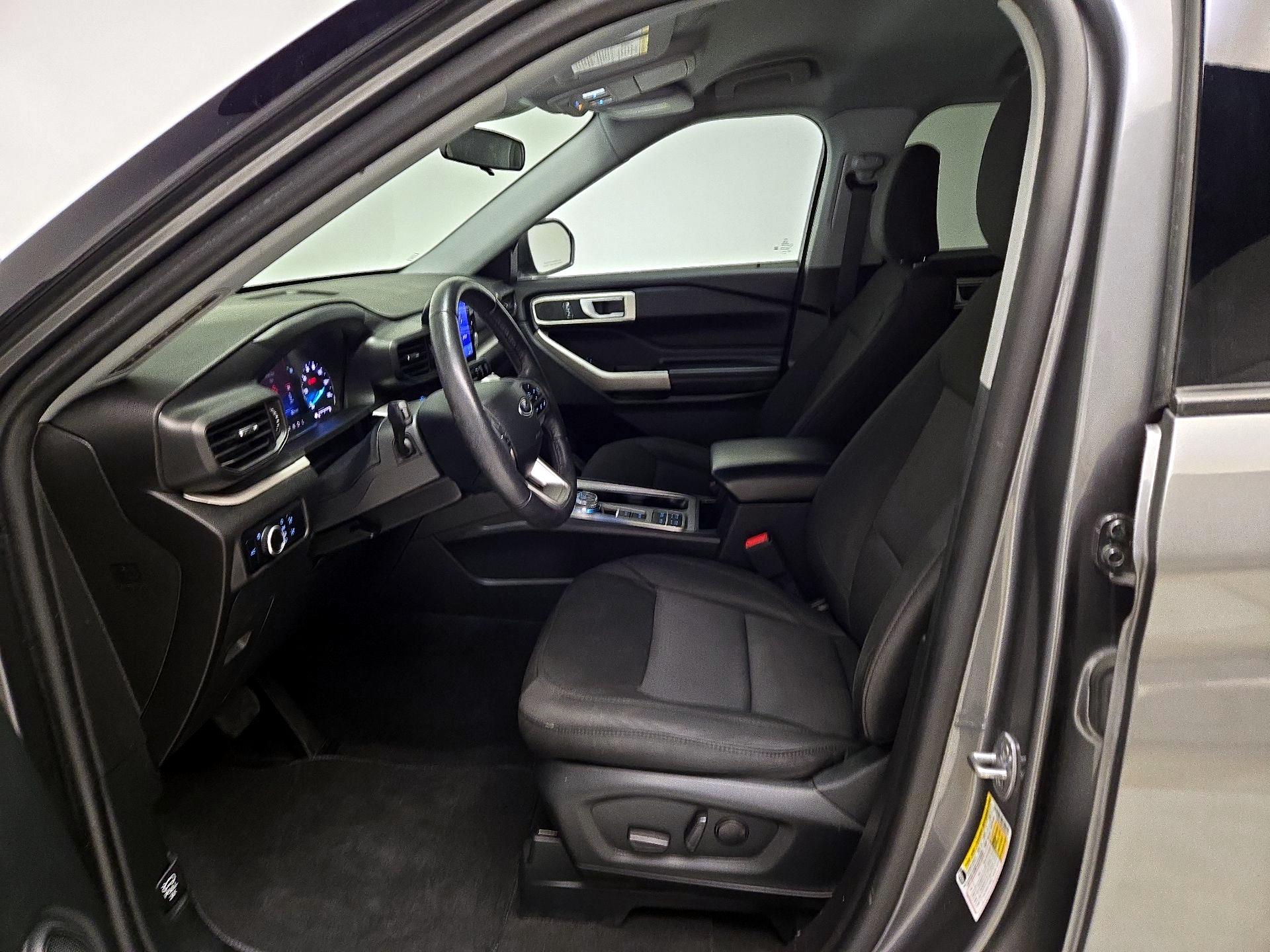 Thumbnail: 2023 Ford Explorer - 11