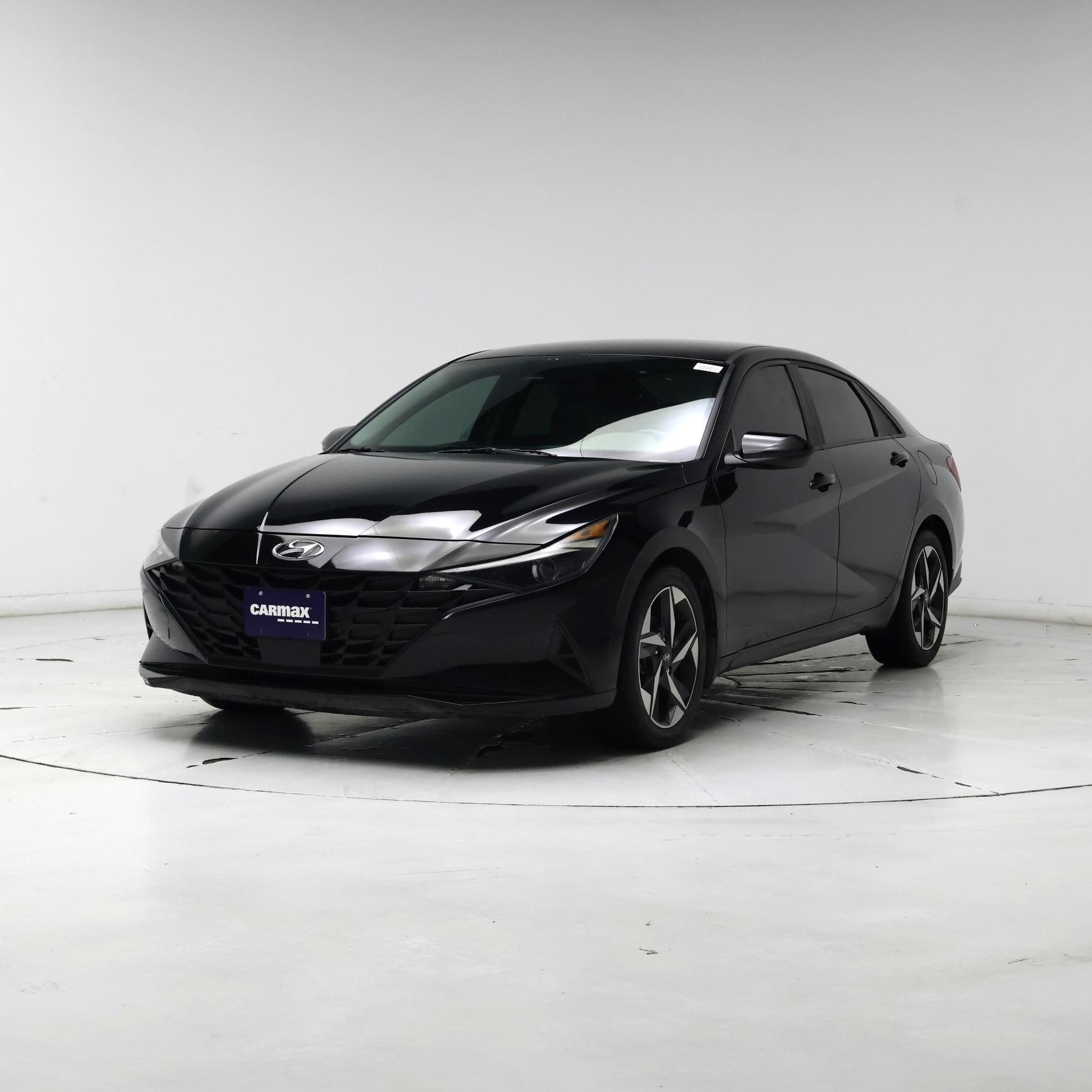 Thumbnail: 2023 Hyundai Elantra - 4