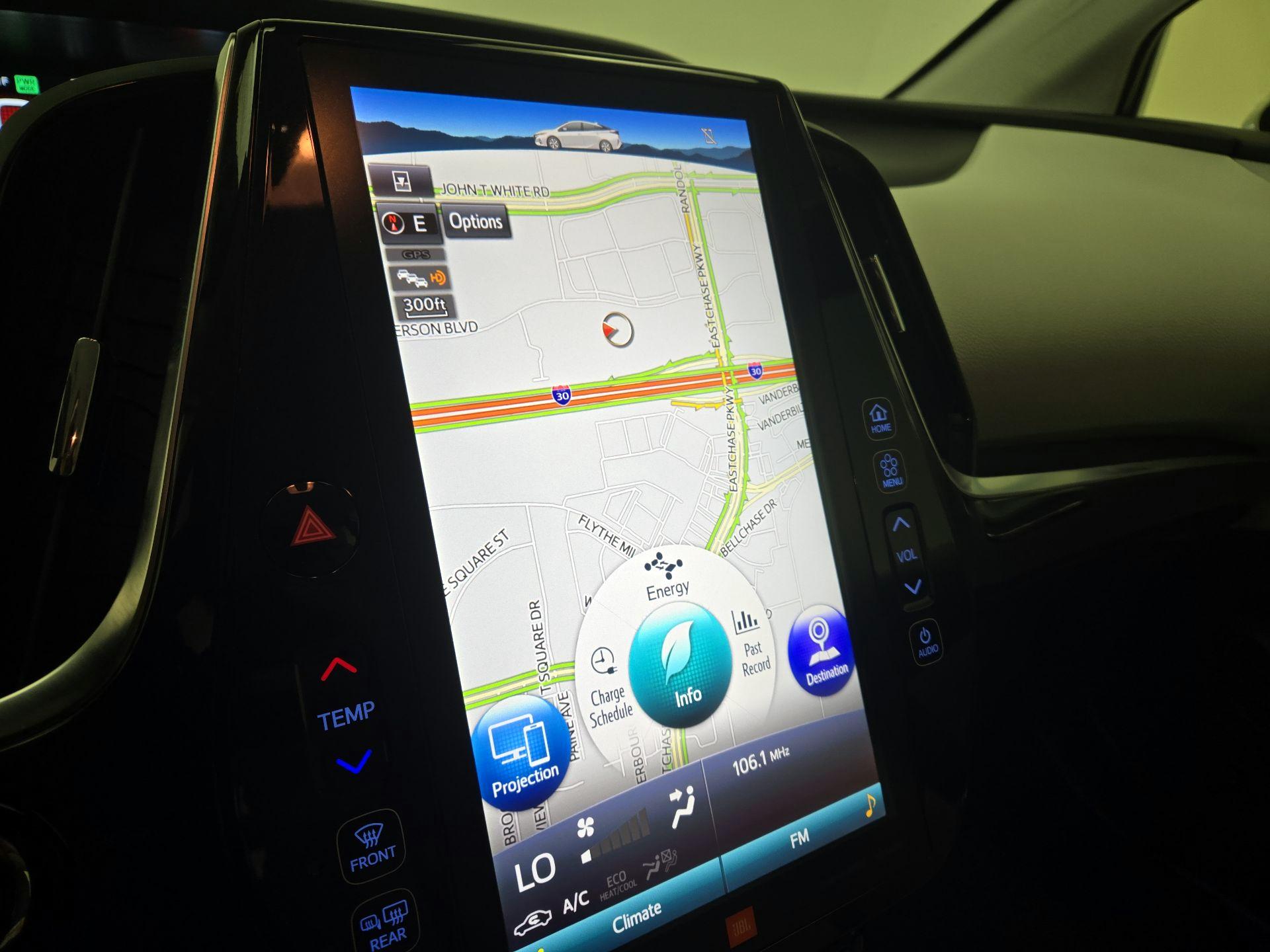 Thumbnail: 2021 Toyota Prius Prime - 14