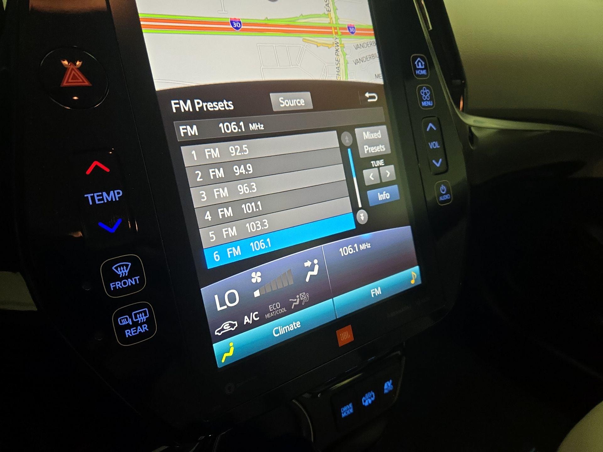 Thumbnail: 2021 Toyota Prius Prime - 16