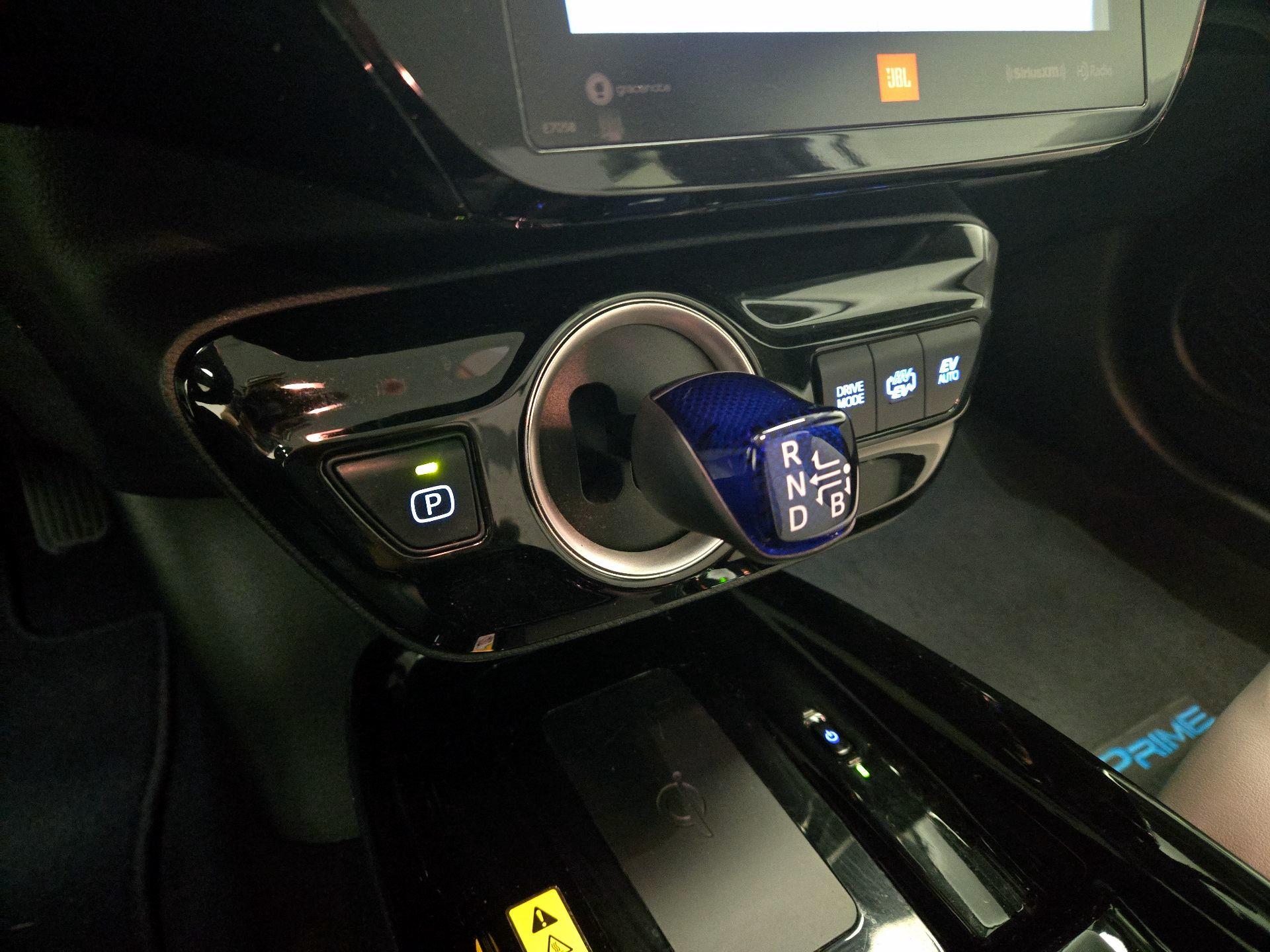 Thumbnail: 2021 Toyota Prius Prime - 18