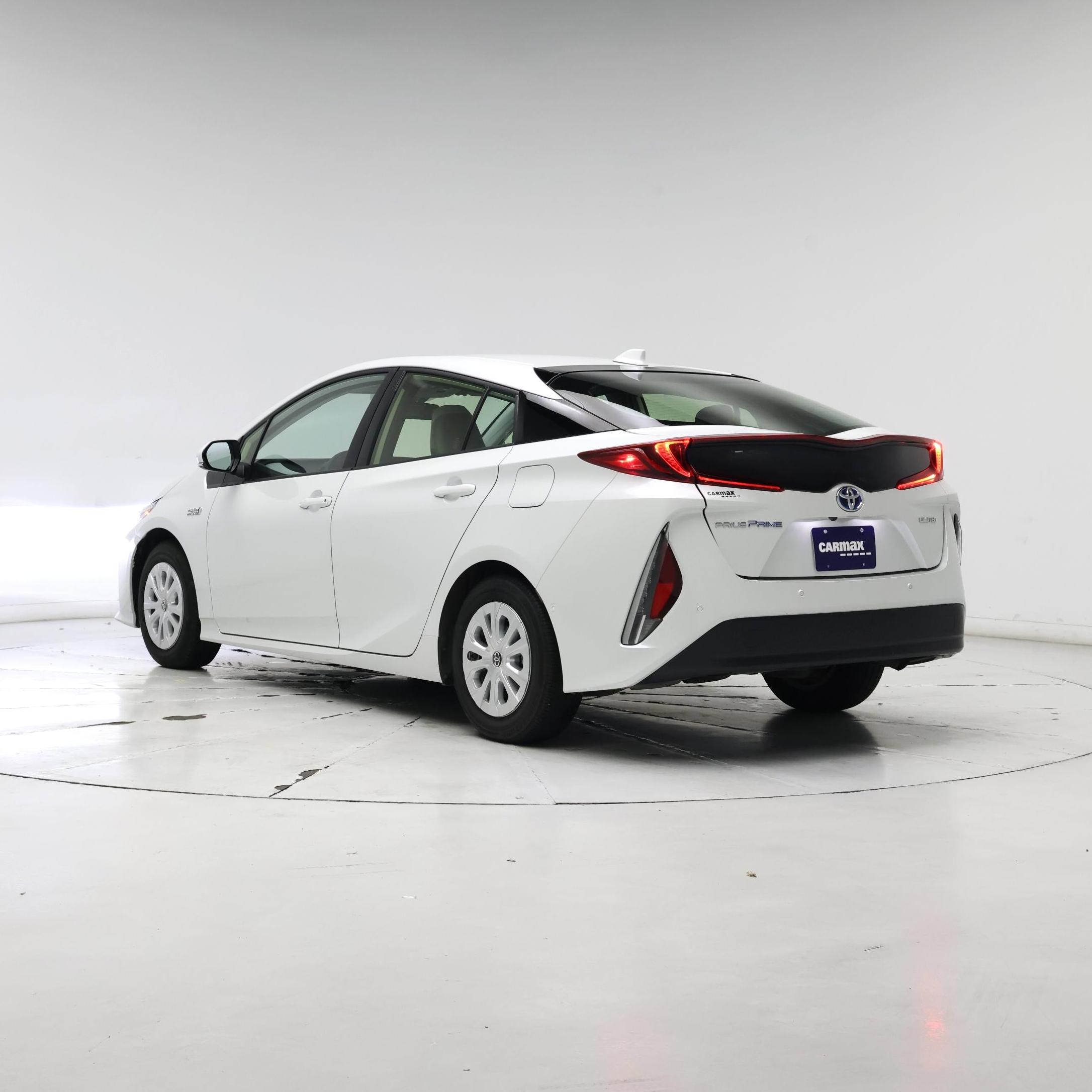 Thumbnail: 2021 Toyota Prius Prime - 2