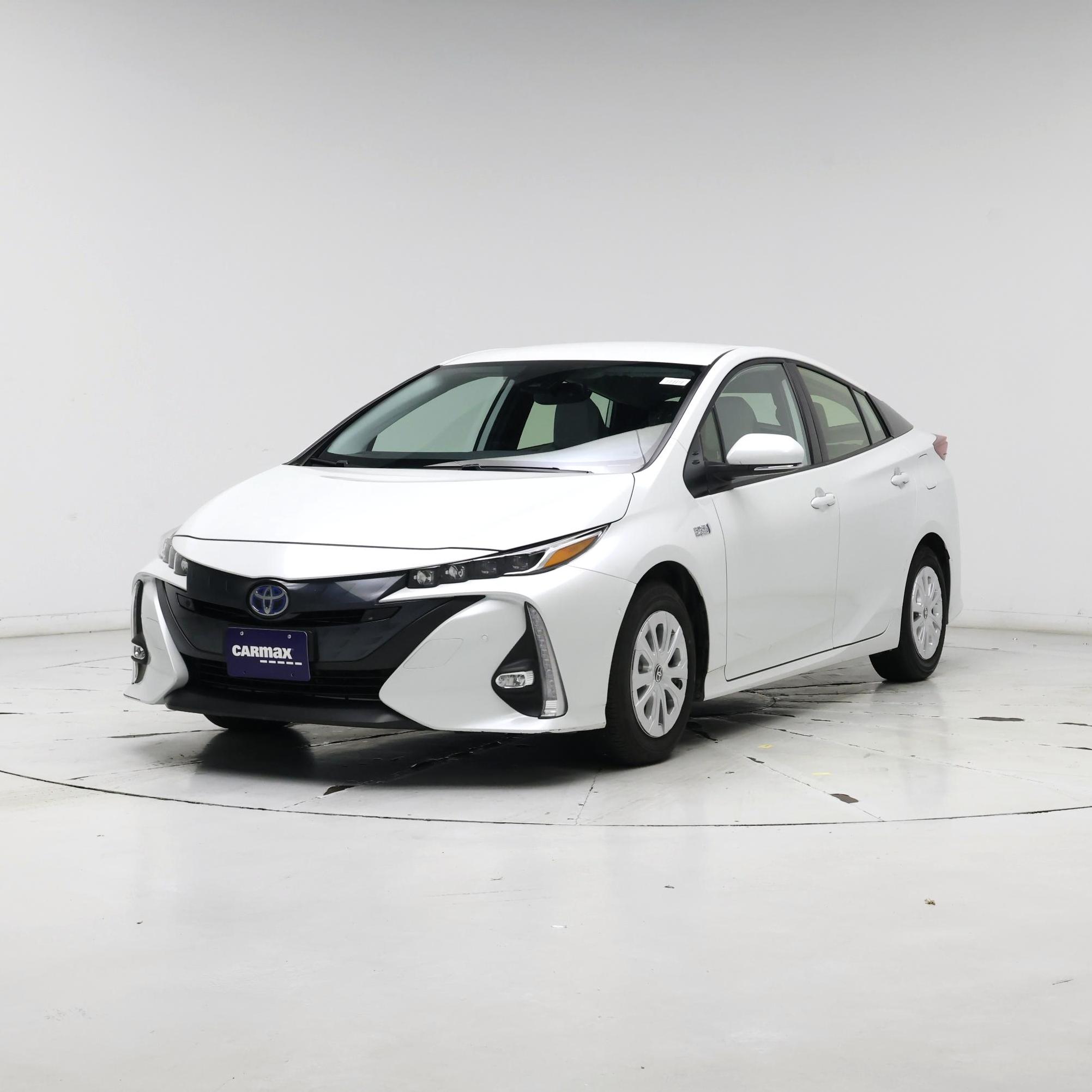 Thumbnail: 2021 Toyota Prius Prime - 4