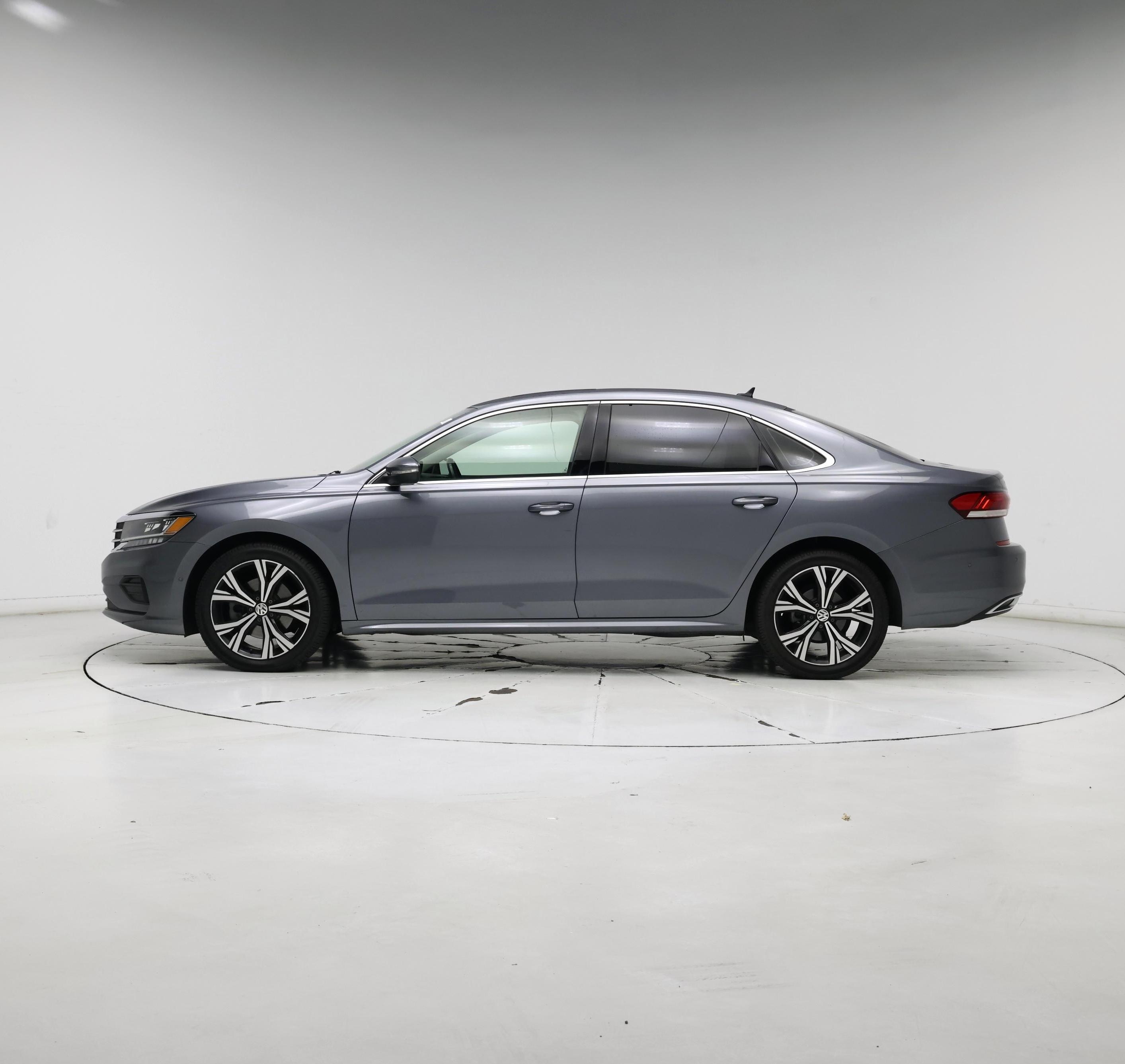 Thumbnail: 2020 Volkswagen Passat - 3