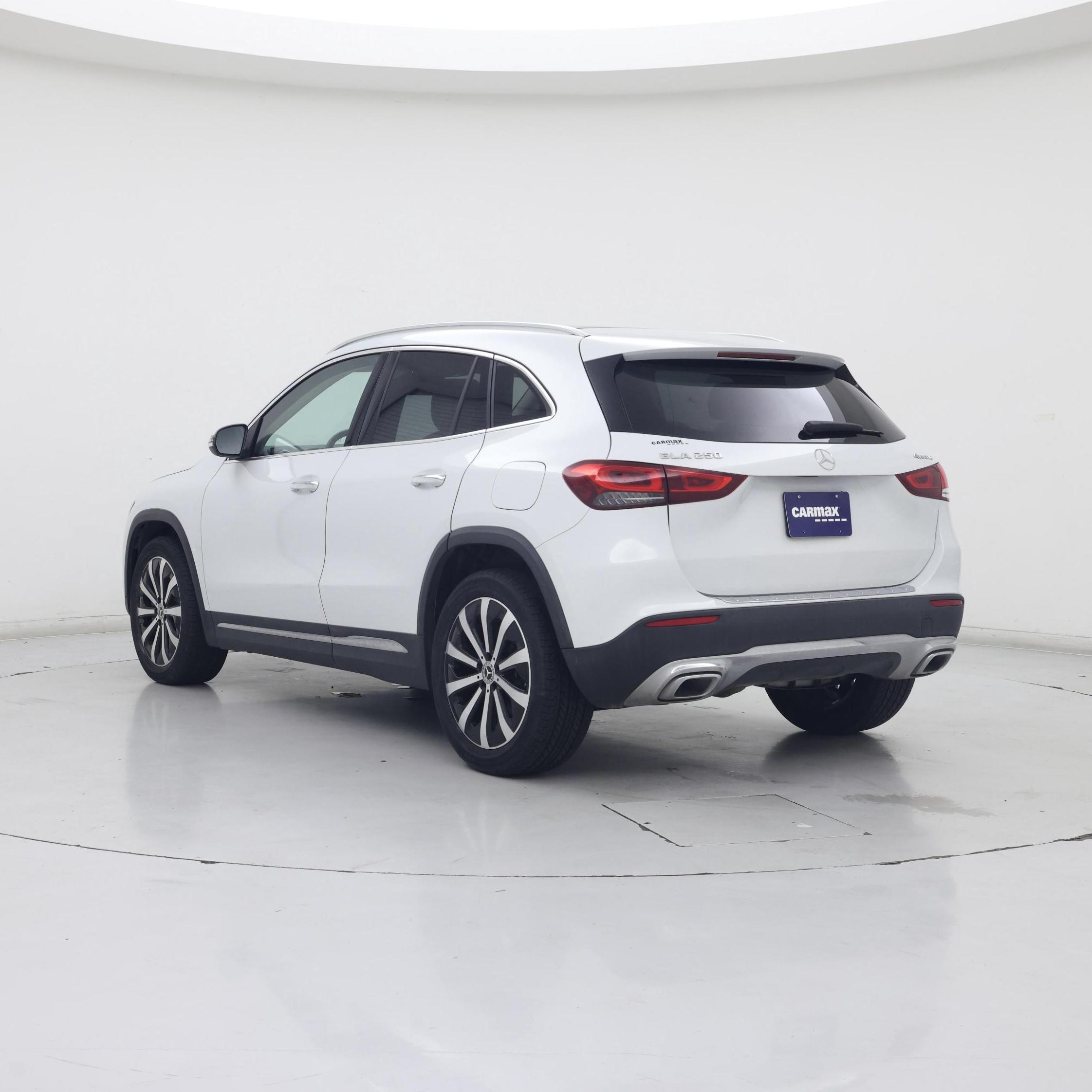 Thumbnail: 2023 Mercedes-Benz GLA - 2