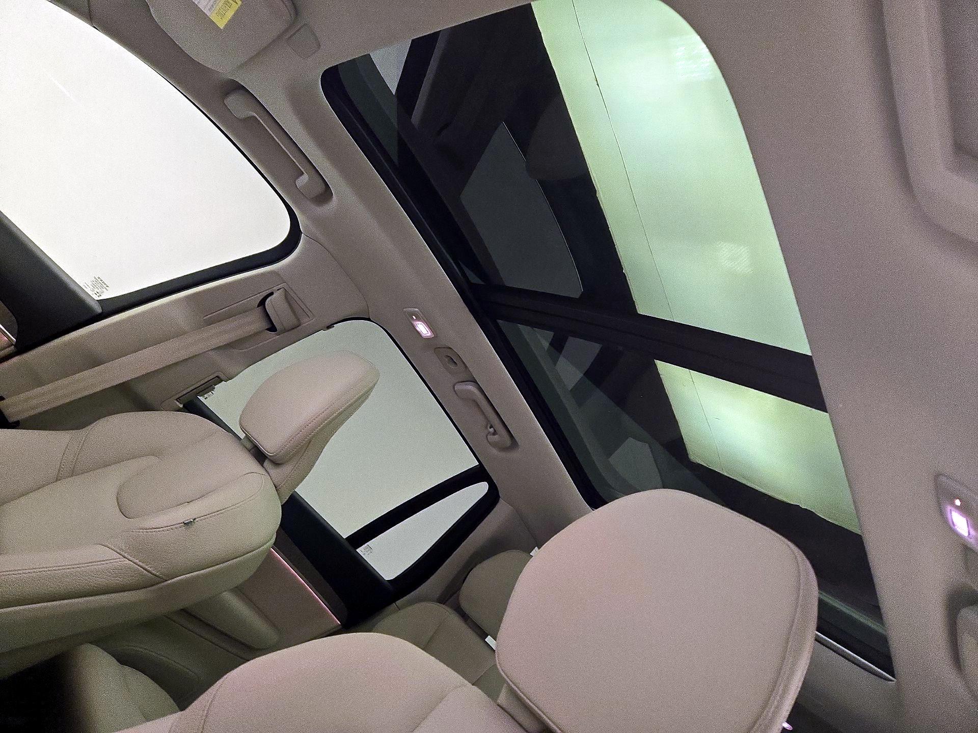 Thumbnail: 2023 Volvo XC90 - 20