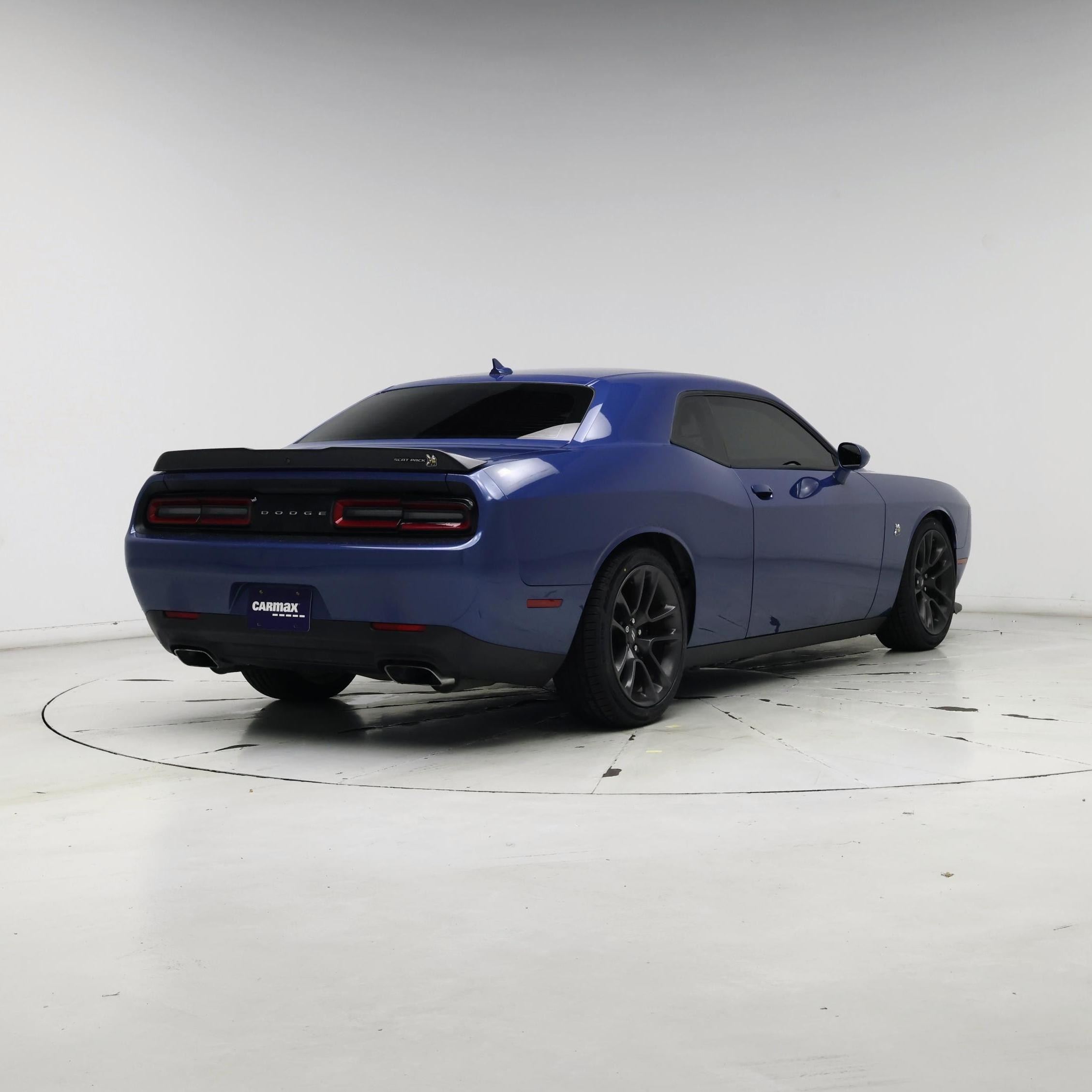 Thumbnail: 2021 Dodge Challenger - 8