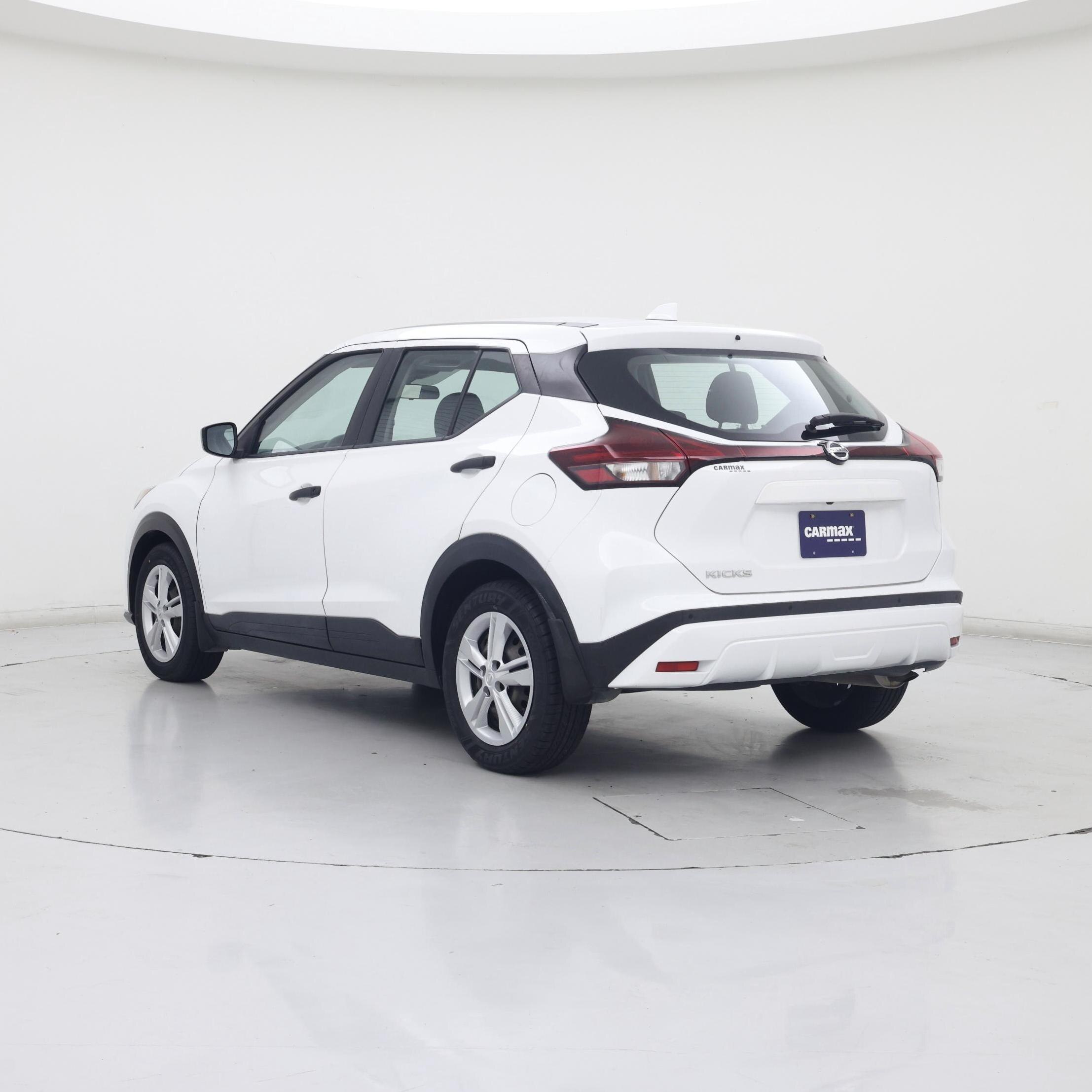 Thumbnail: 2021 Nissan Kicks - 2