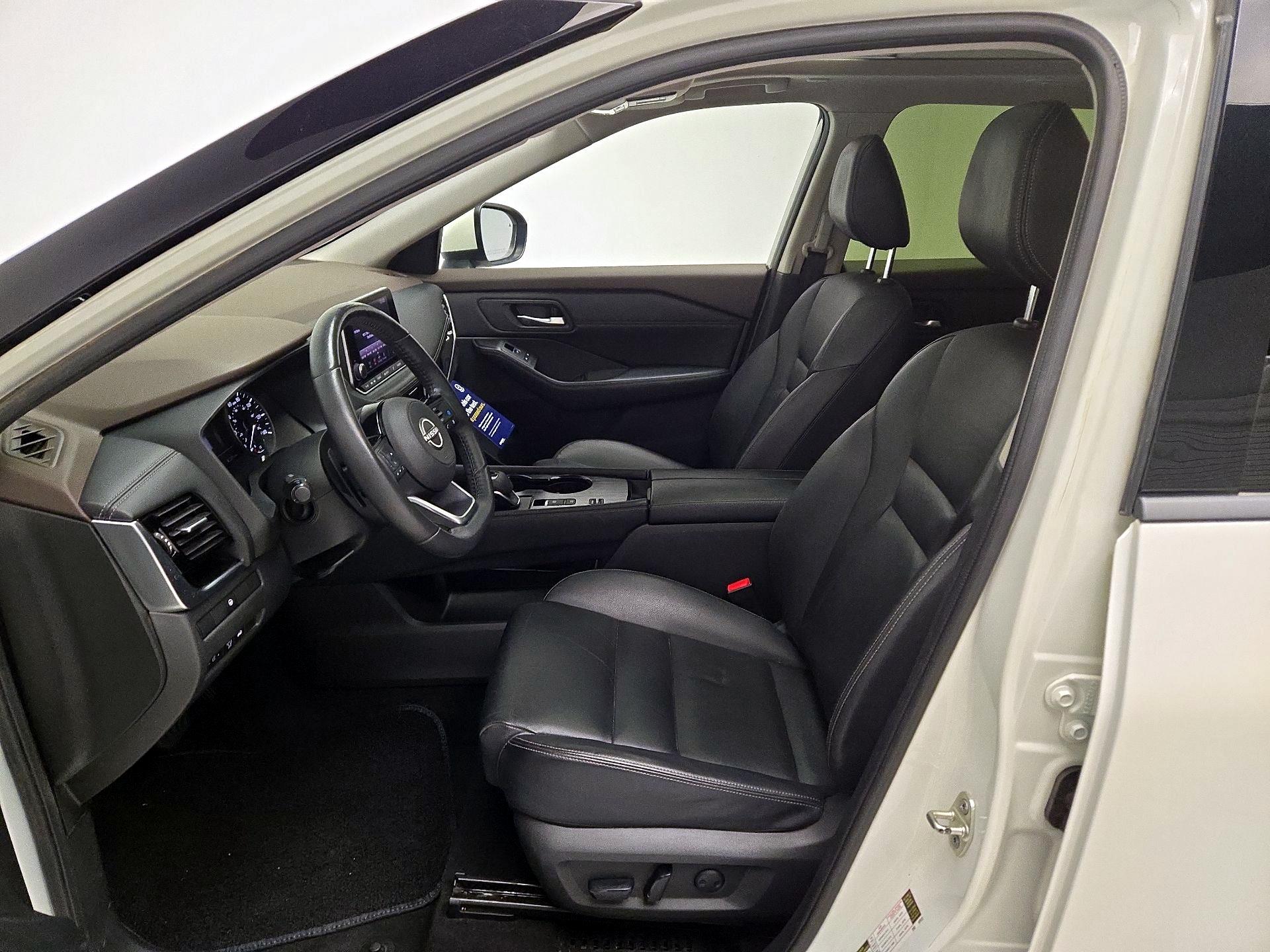 Thumbnail: 2023 Nissan Rogue - 11