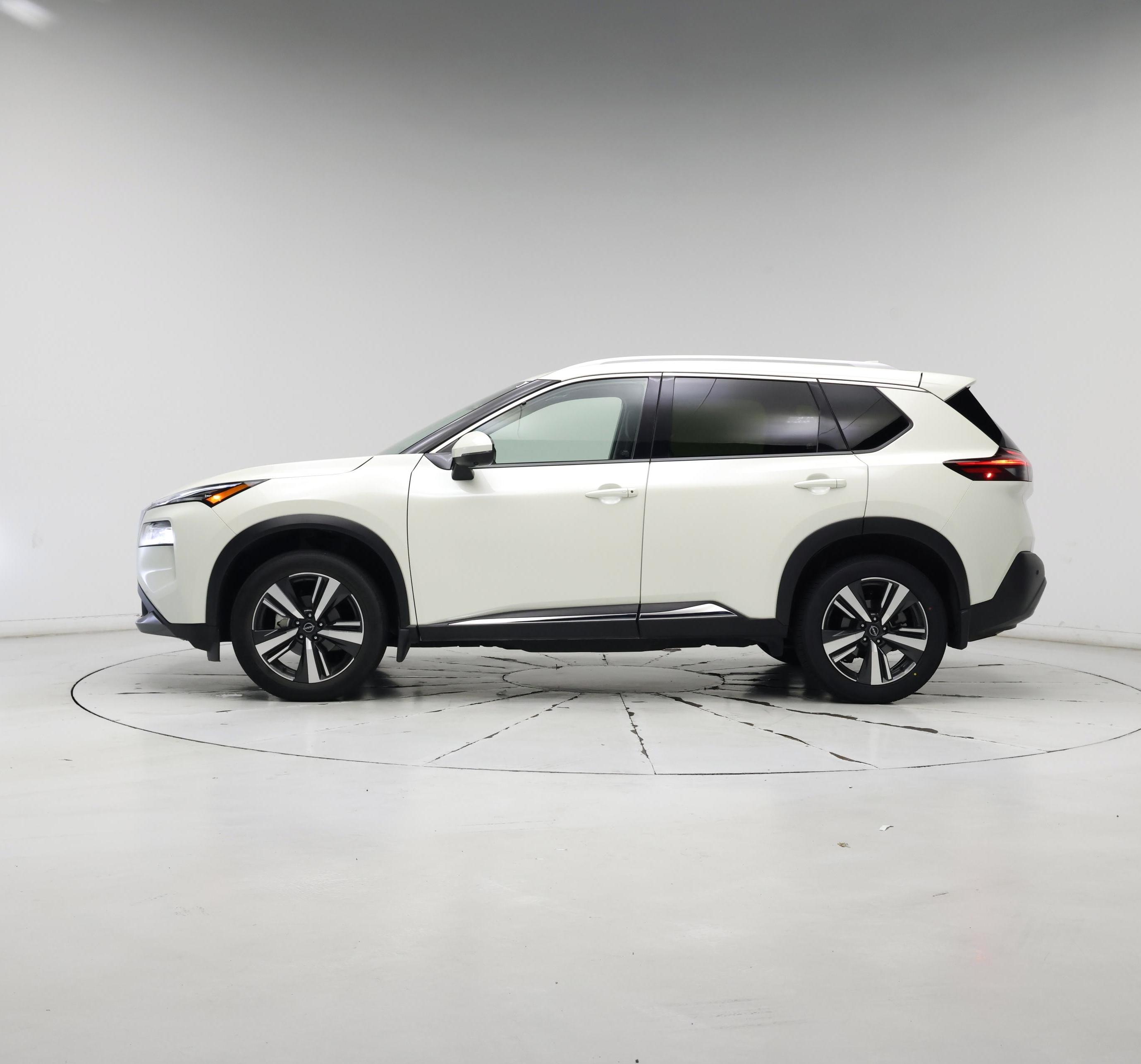 Thumbnail: 2023 Nissan Rogue - 3