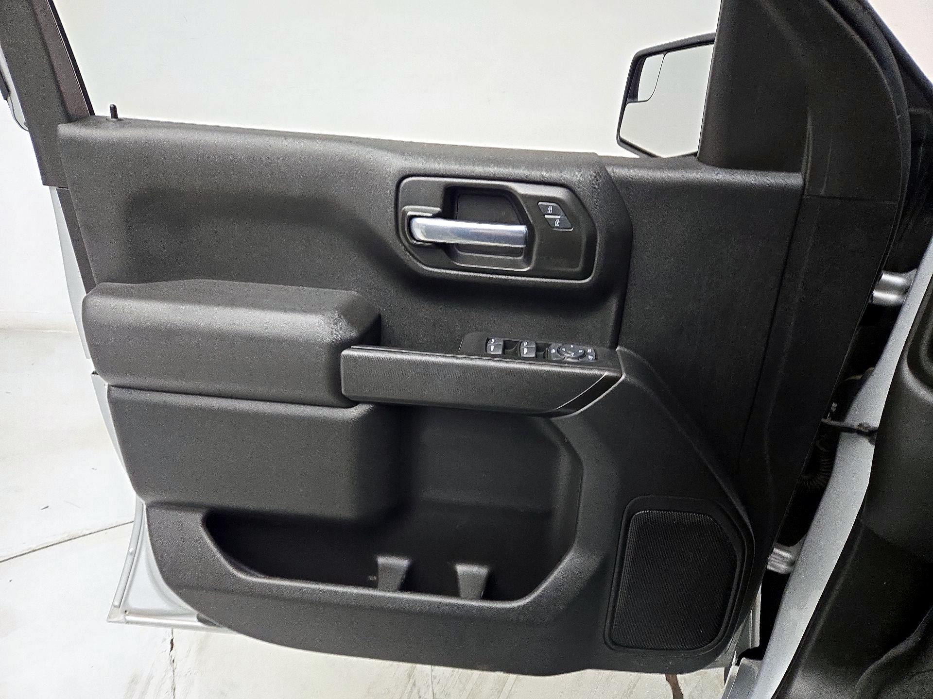 Thumbnail: 2022 Chevrolet Silverado 1500 - 12